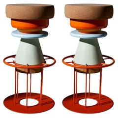 Juego de 2 taburetes altos de colores Tembo, Note Design Studio