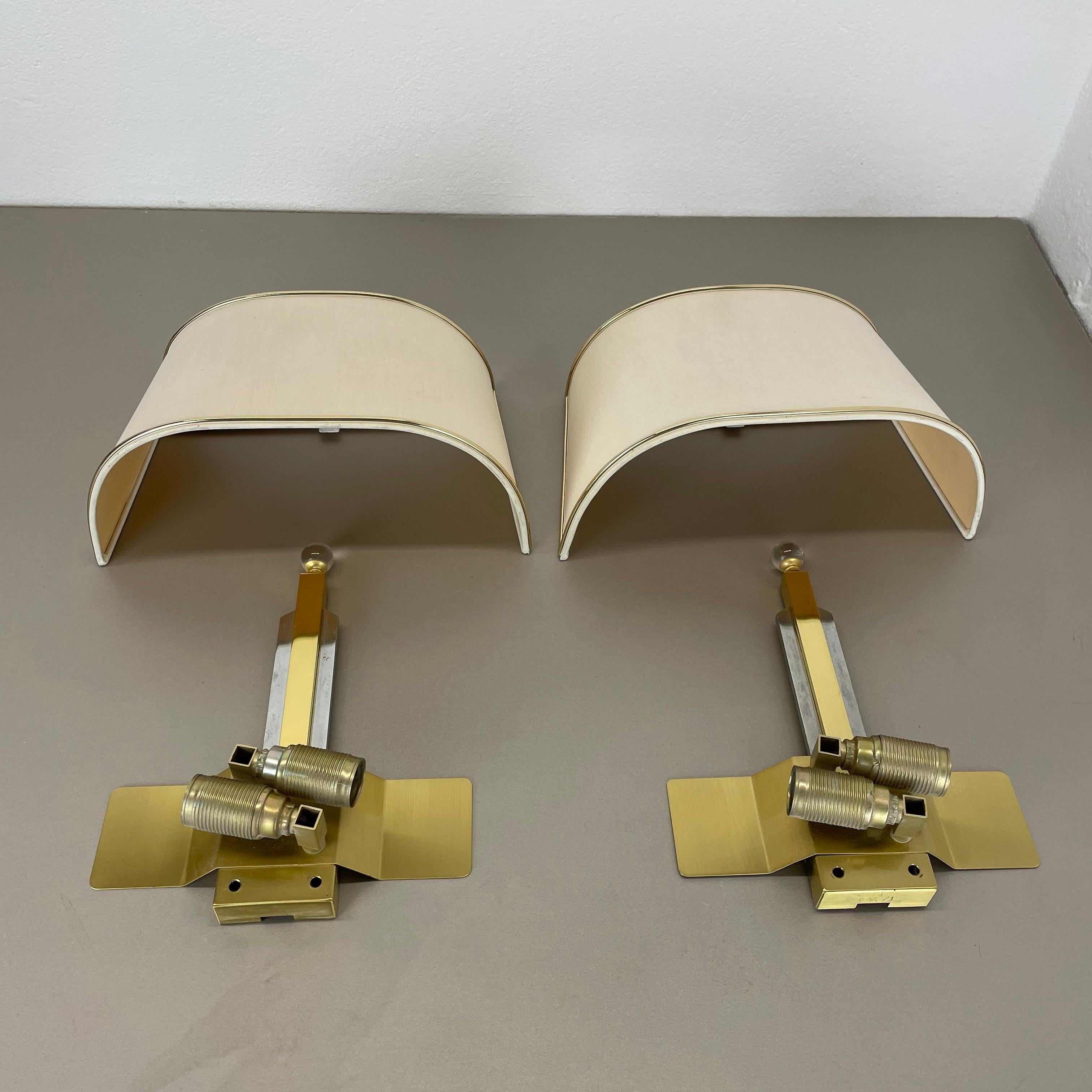 Set of 2 Hollywood Regency Bicolor brass Wall Lights with shades, Italy 1980s For Sale 7