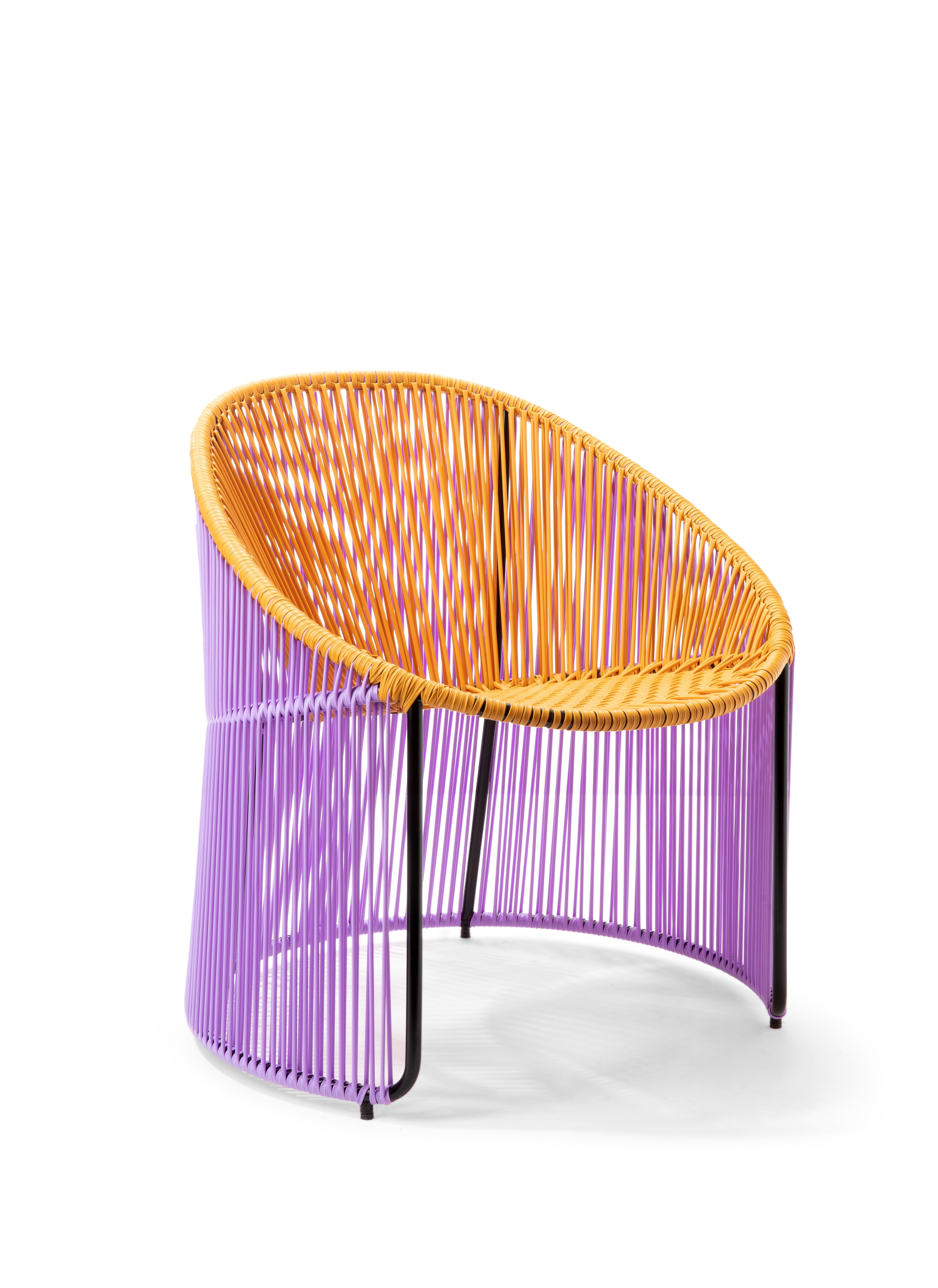 Set of 2 Honey Cartagenas lounge chair by Sebastian Herkner.
Materials: PVC strings. Galvanized and powder-coated tubular steel frame
Technique: made from recycled plastic. Weaved by local craftspeople in Colombia. 
Dimensions: W 64 x D 70 x H 74