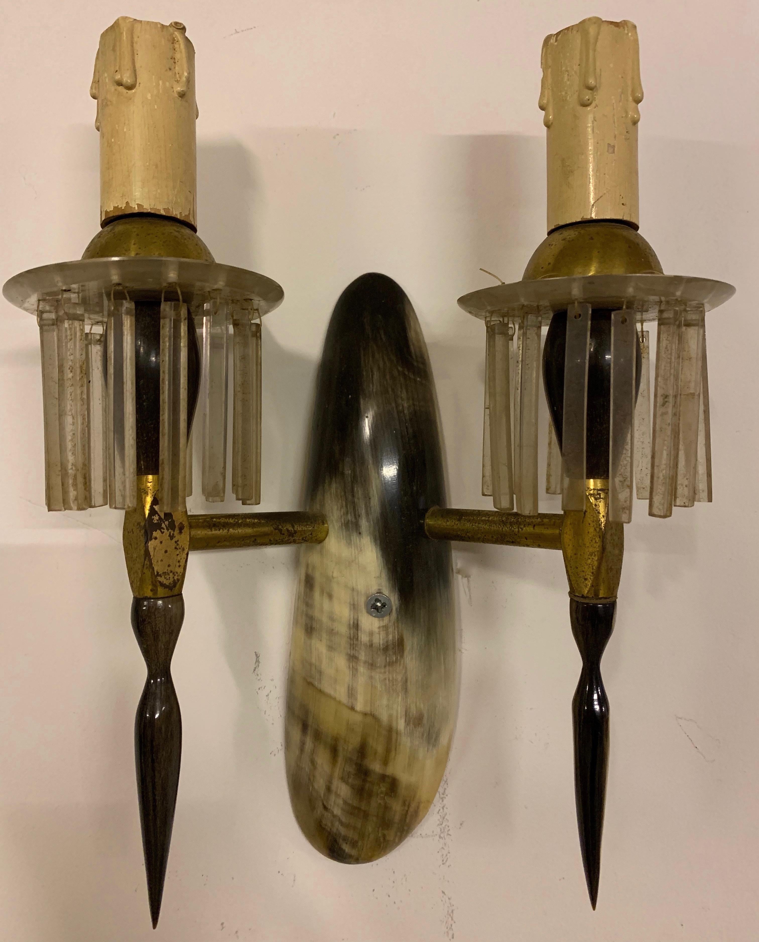 Set of 2 Horn and Acrylic Wall Lamps from France / 1950 In Good Condition For Sale In Munich, DE