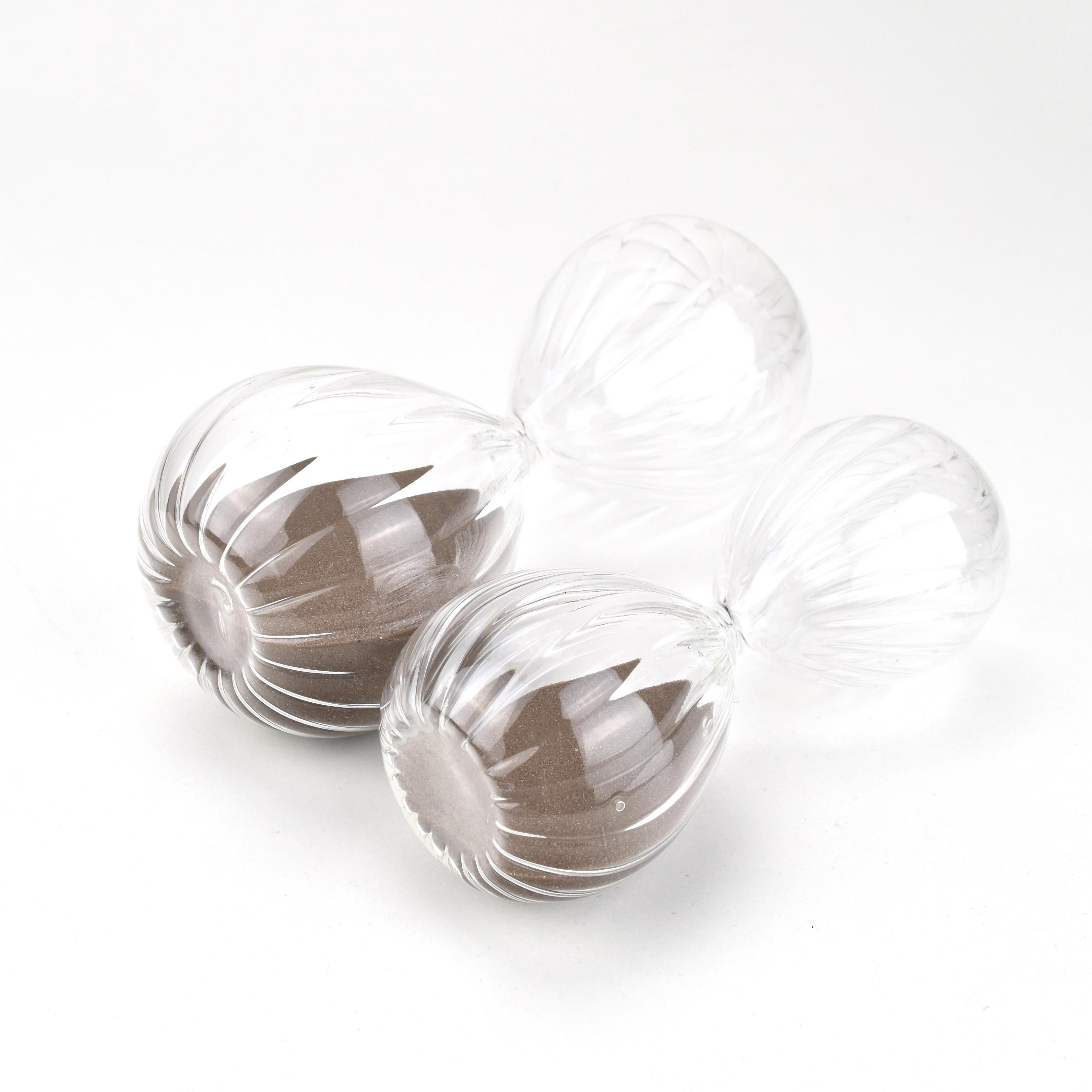 Satz von 2 Sanduhren Murano Klar gerippt Studio Art Glass Objects Venini Style (Handgefertigt) im Angebot