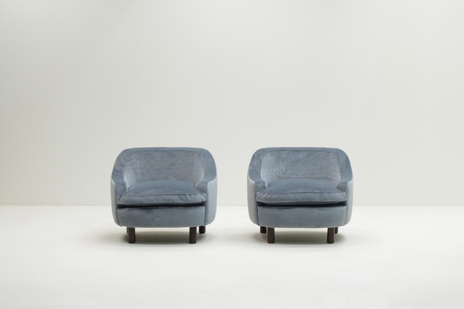 Italian Set of 2 ice blue Mohair lounge chairs, 1950s Italy. For Sale