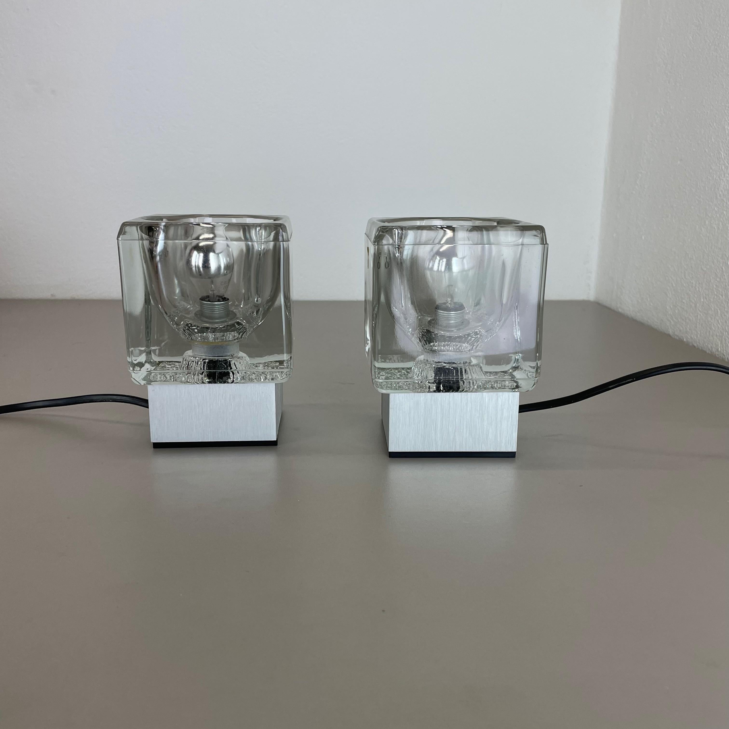 20th Century Set of 2 Ice Cube Glass Table Lights by Peill & Putzler, Germany, 1970s For Sale