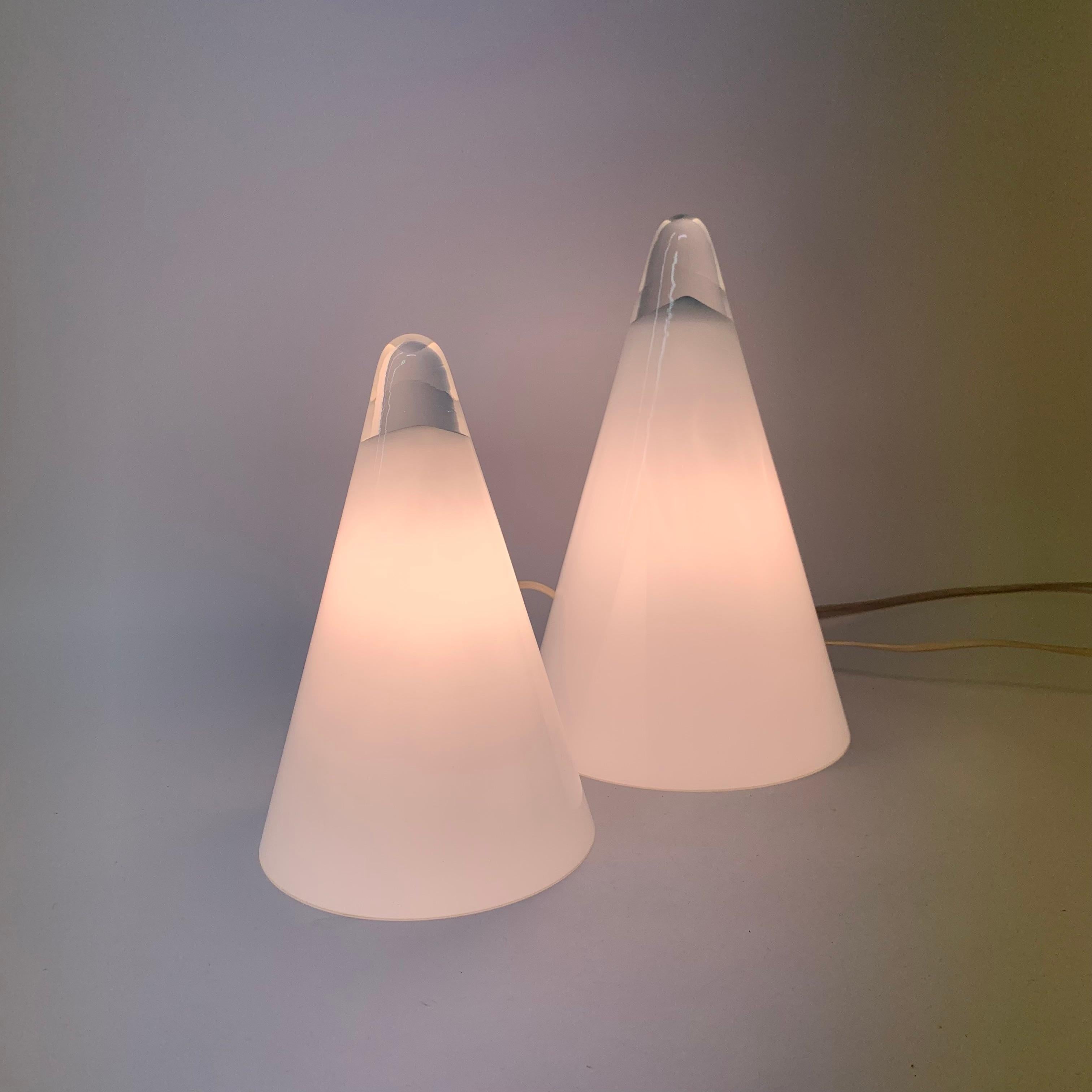 Ensemble de 2 lampes de bureau en verre Ilu, années 1970 en vente 4