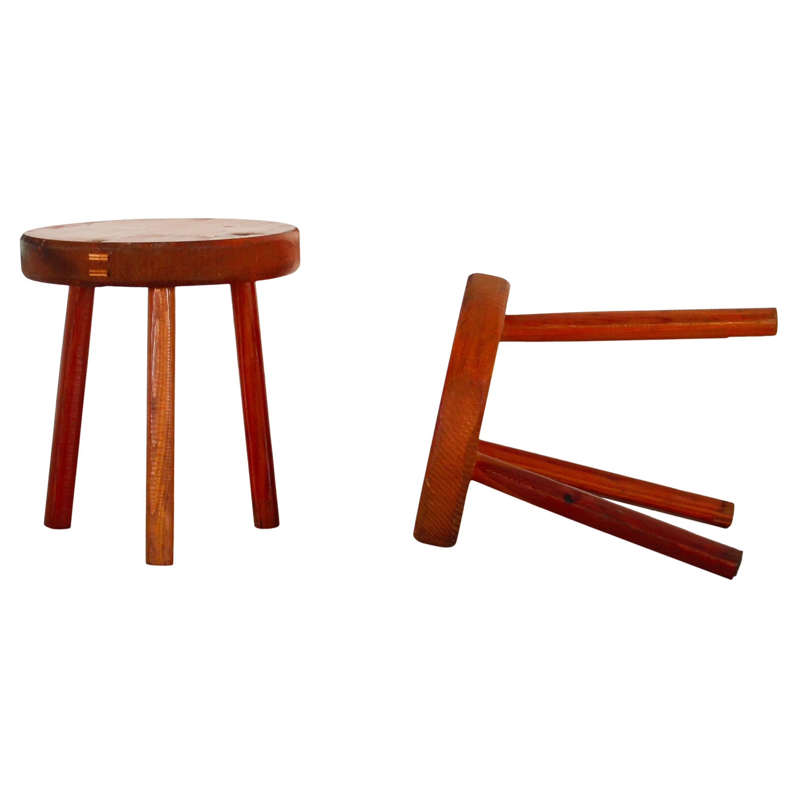 Set of 2 Italian Alpine Pine Wood Stools in Style of Charlotte Perriand, 1960s in vendita