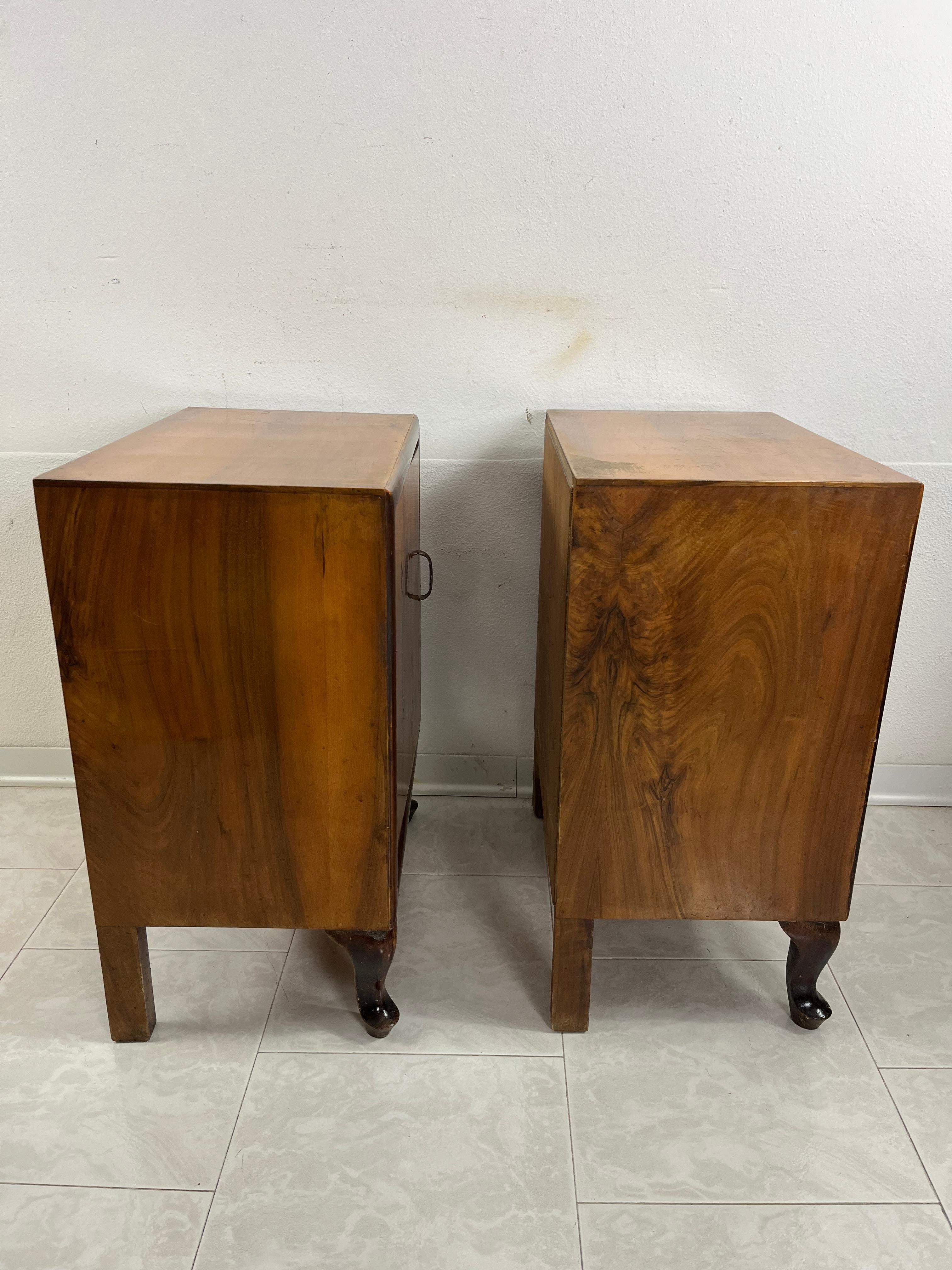 Metà XX secolo Set di 2 comodini Art Deco italiani, anni '40 in vendita