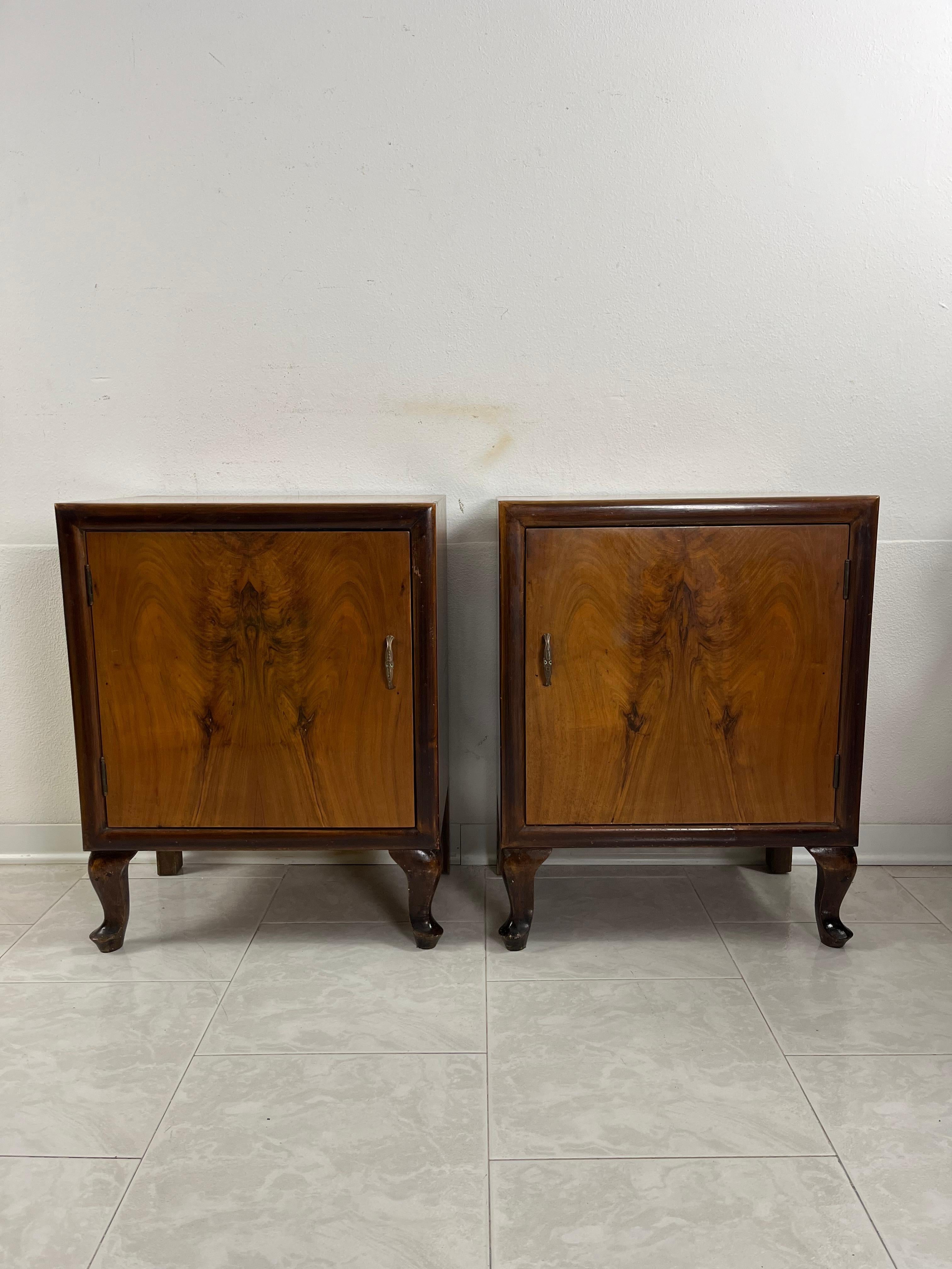 Set di 2 comodini Art Deco italiani, anni '40 in vendita 2