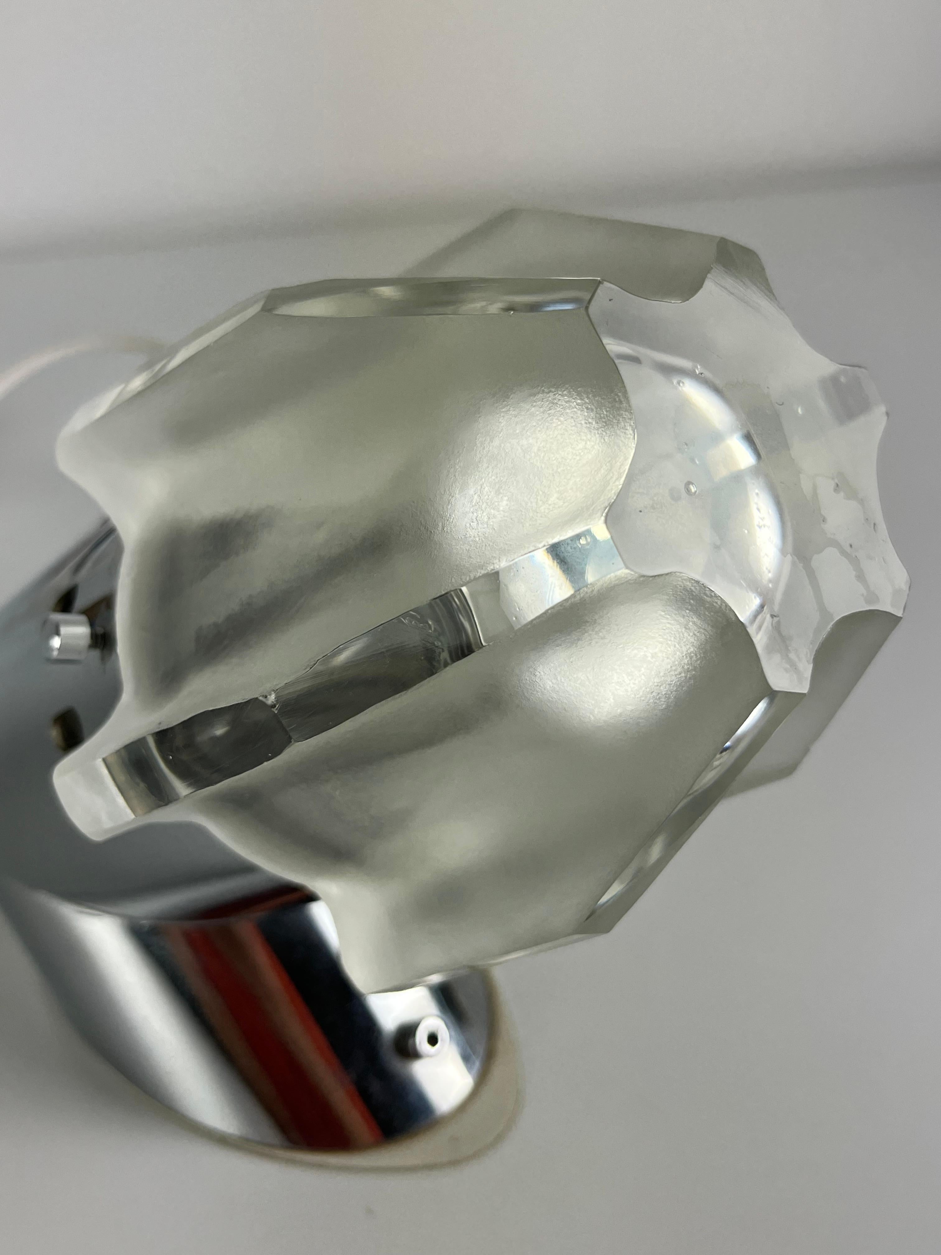 Metallo Set of 2 Italian Bedside Lamps Space age, 1970s in vendita