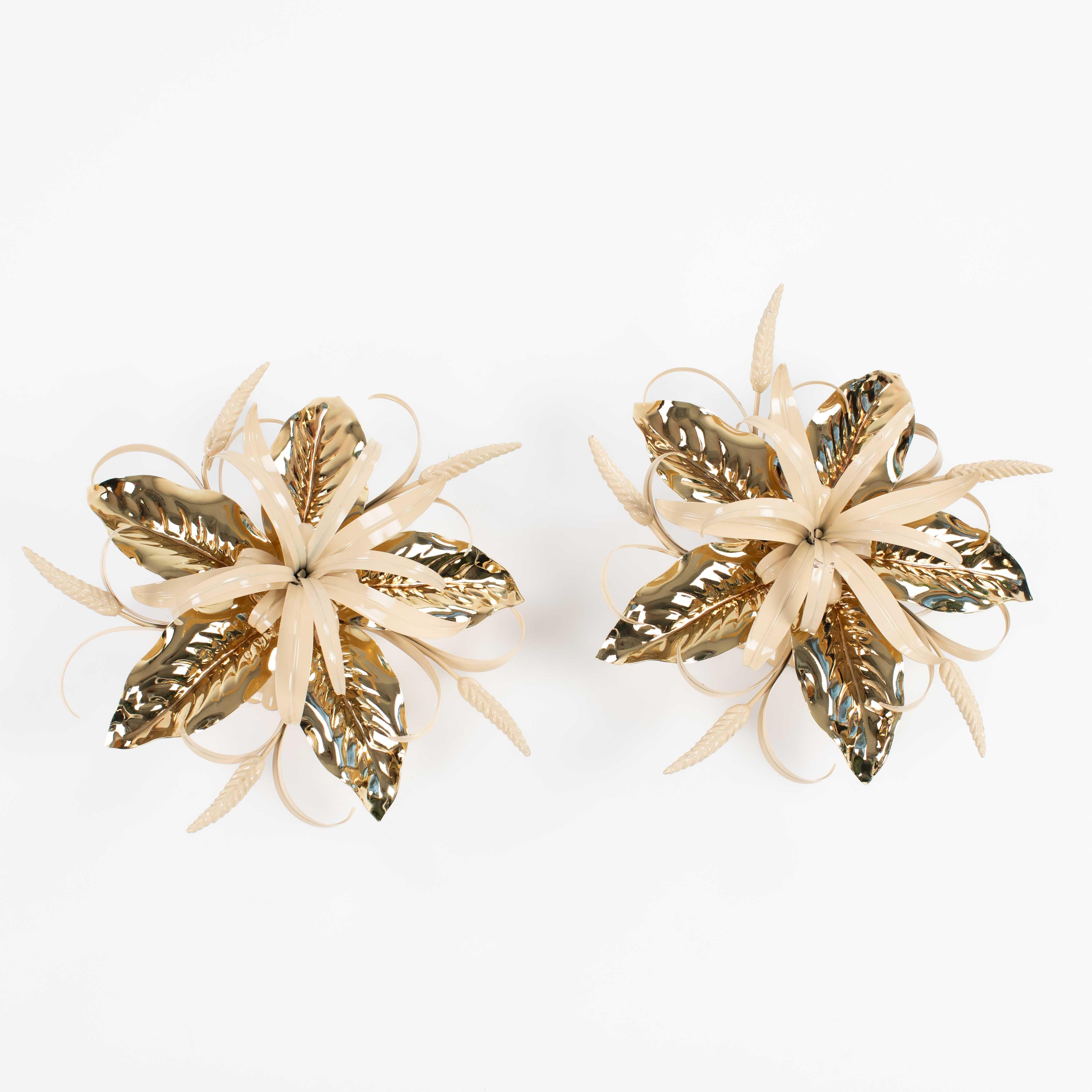 Ensemble de 2 appliques italiennes en métal laqué laiton Hans Kögl 'Wheat & Leaves', 1960s en vente 2