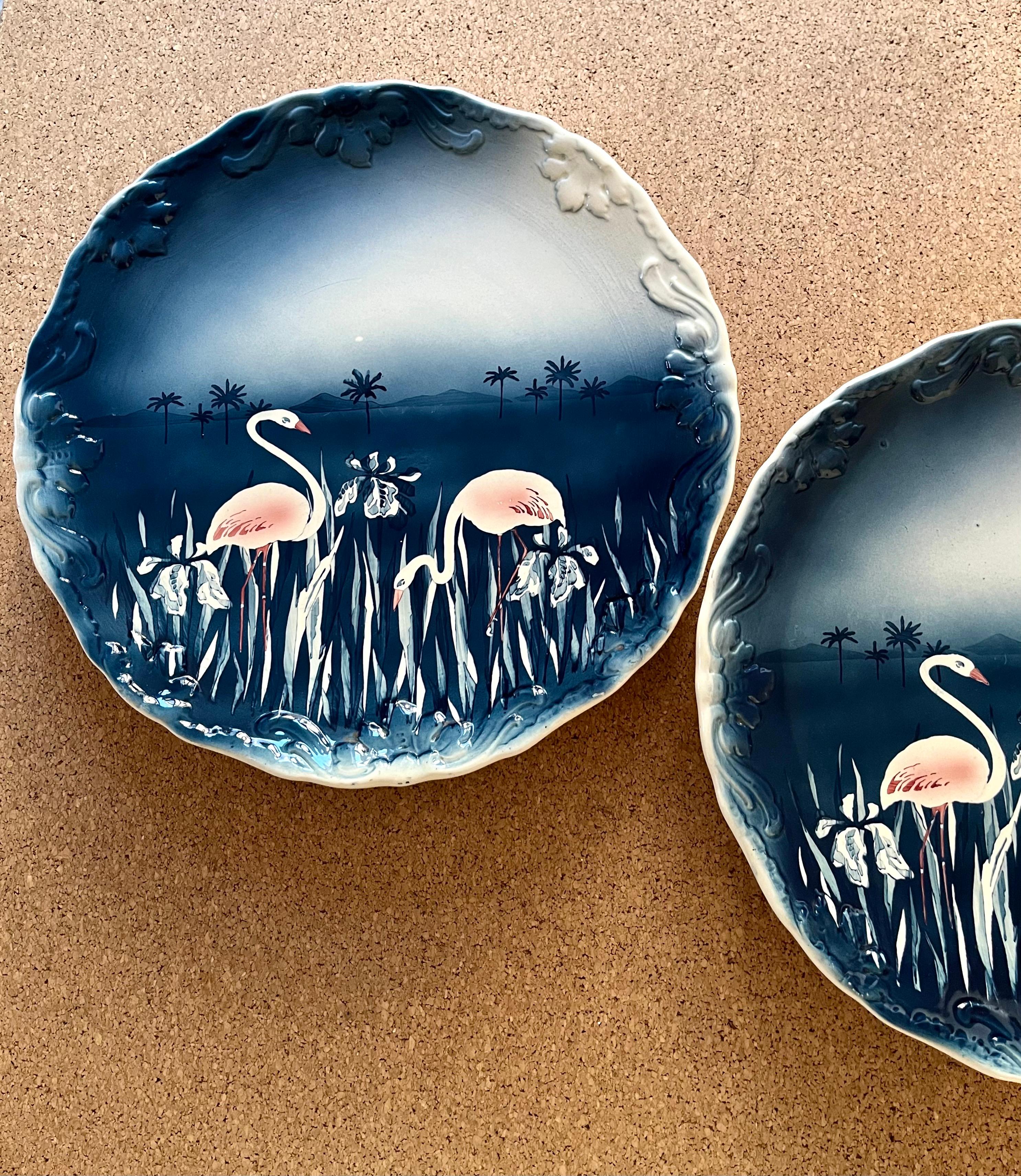 Ensemble de 2 assiettes murales flamant rose en céramique italienne, années 1980 Bon état - En vente à Frederiksberg C, DK
