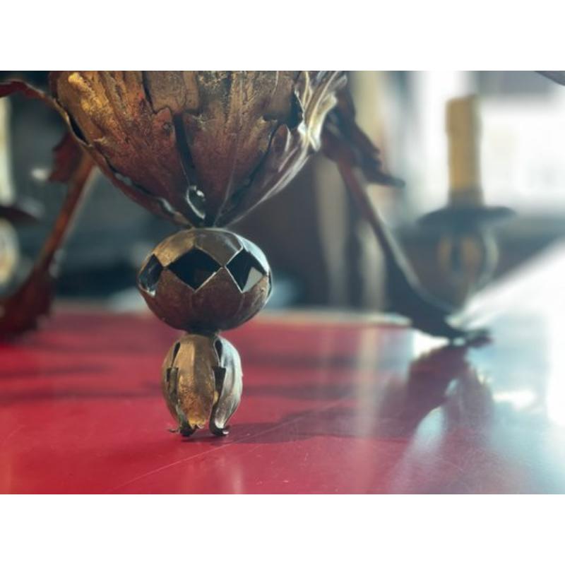 Juego de 2 candelabros dorados italianos con 6 velas, años 50 Italiano en venta