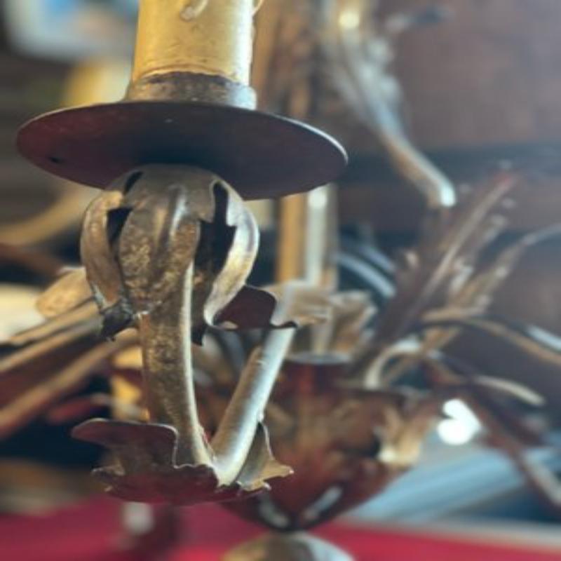 Juego de 2 candelabros dorados italianos con 6 velas, años 50 en Excelente estado para la venta en Andrézieux-Bouthéon, FR