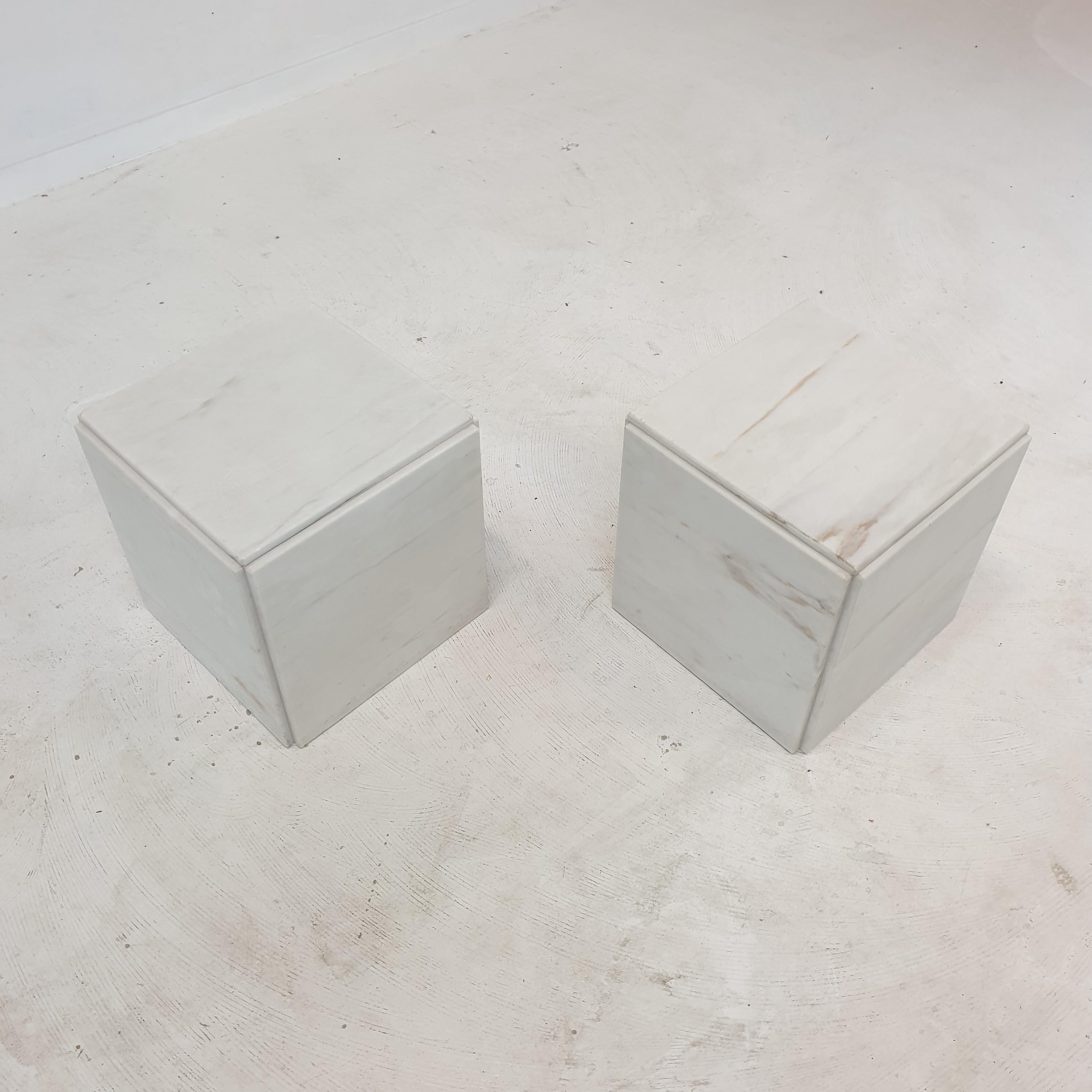 Set of 2 Italian Marble Pedestals or Side Tables, 1980's For Sale 5
