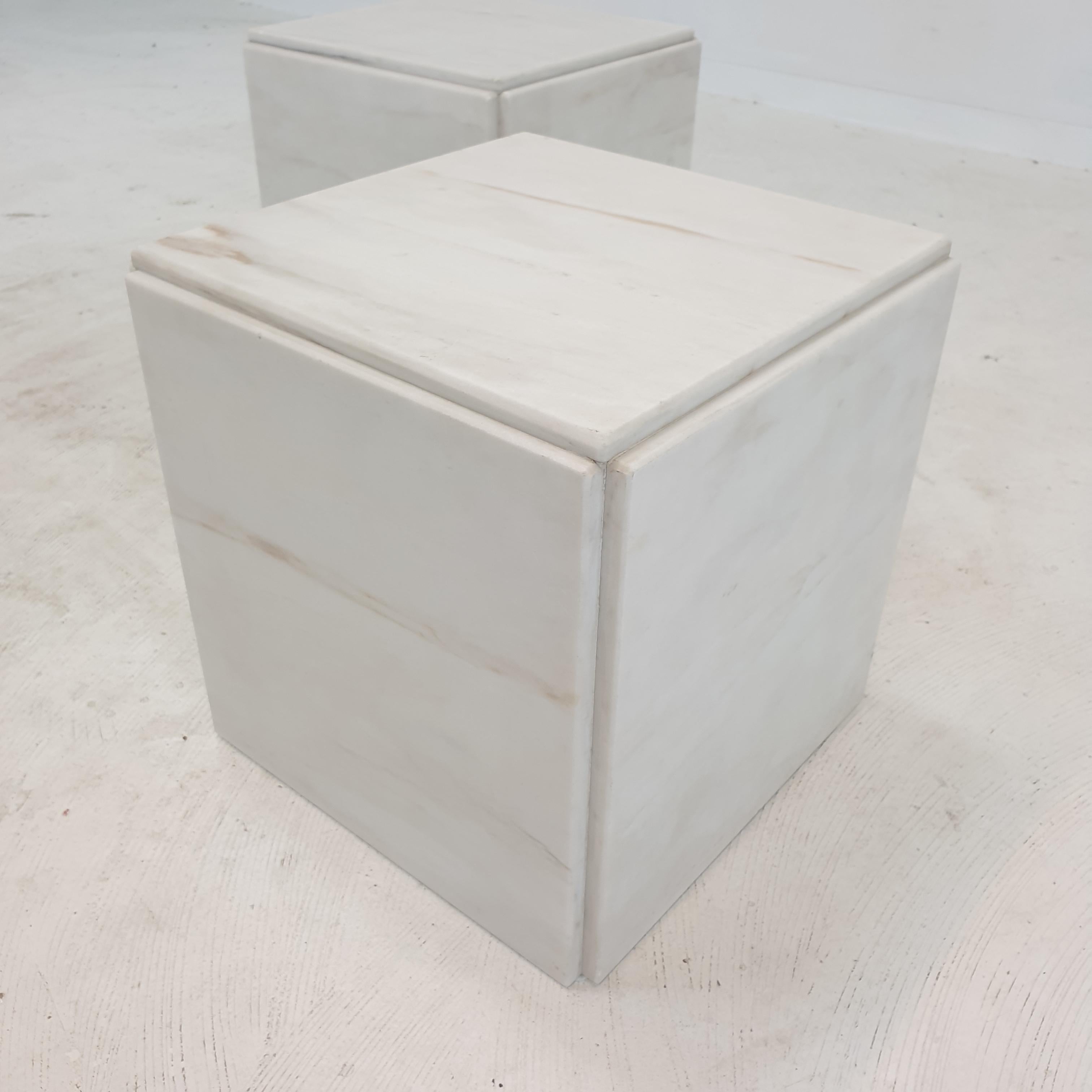 Set of 2 Italian Marble Pedestals or Side Tables, 1980's For Sale 6