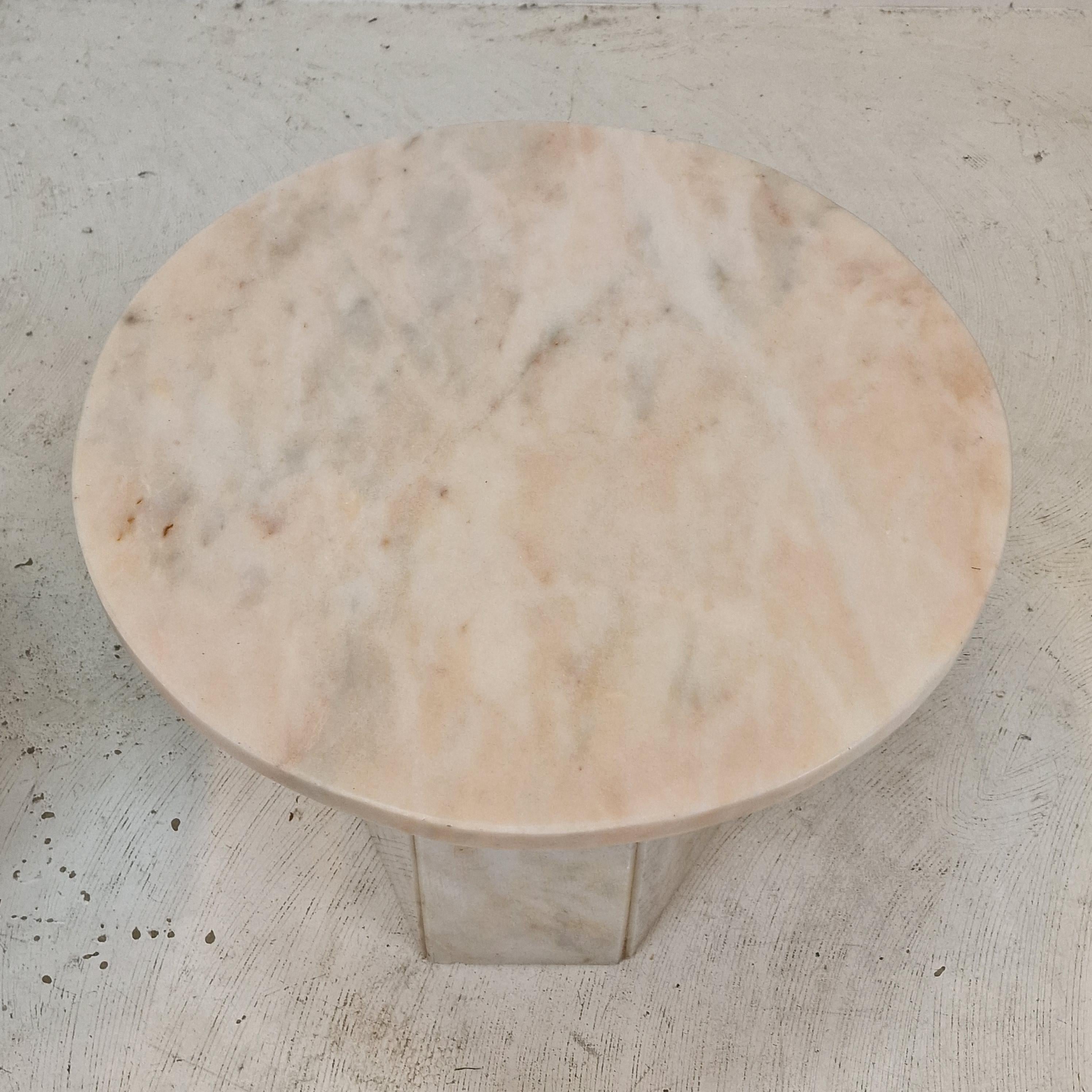 Ensemble de 2 tables d'appoint en marbre italien, années 1980 en vente 5