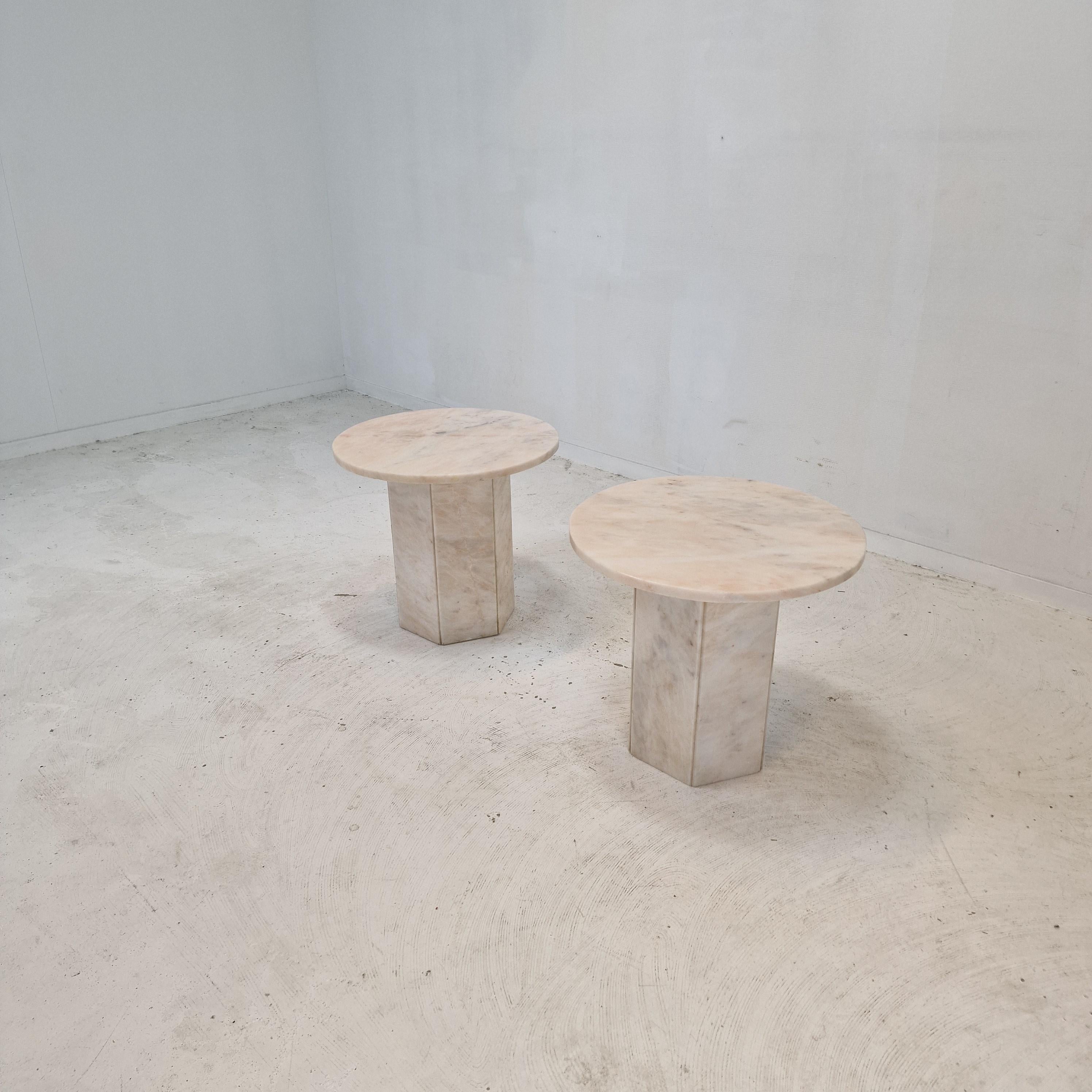 Hand-Crafted Set of 2 Italian Marble Side Tables, 1980s For Sale