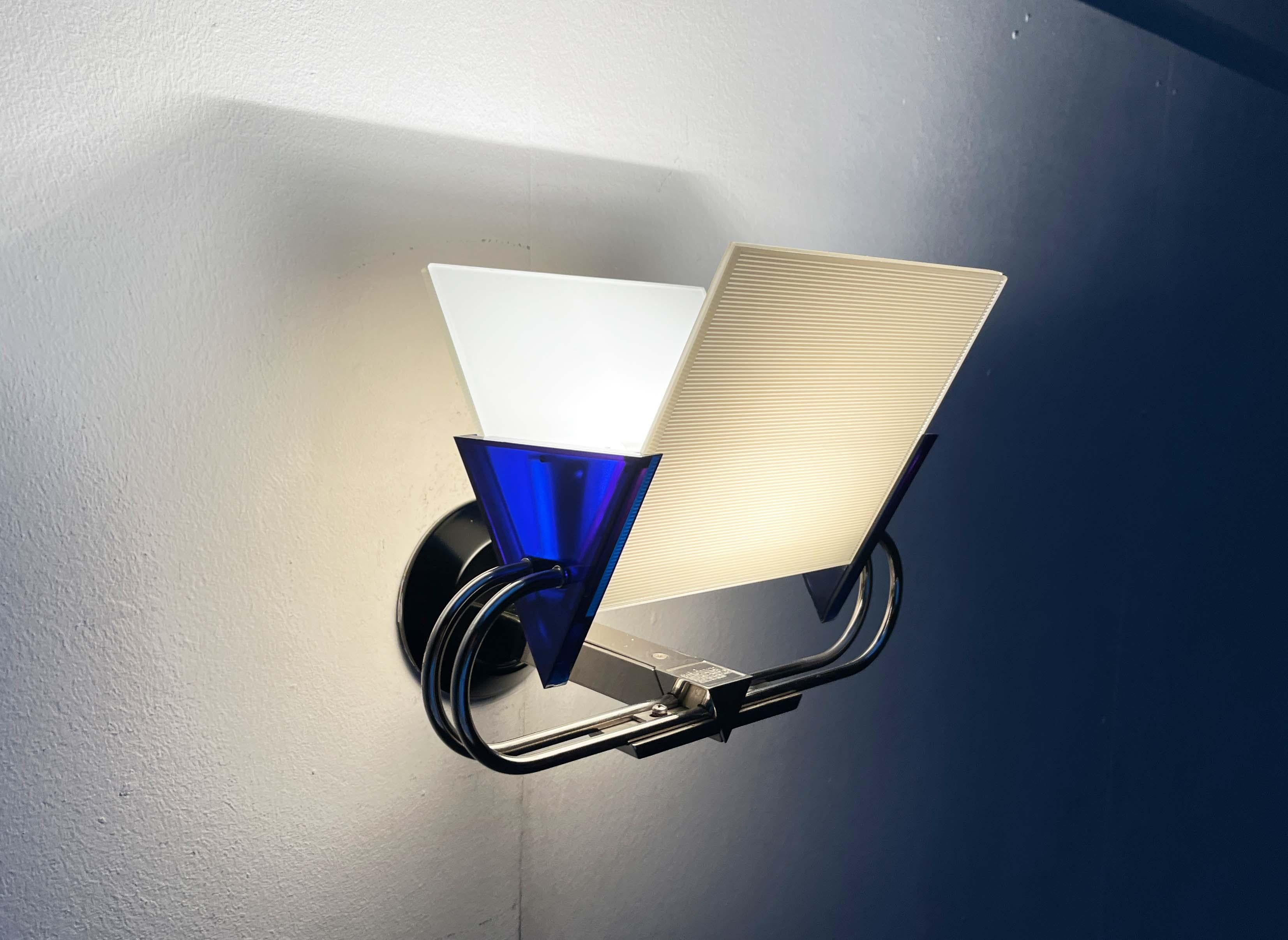 Juego de 2 apliques italianos postmodernos de murana Perry King S. Miranda Arteluce Años 80 en venta 4