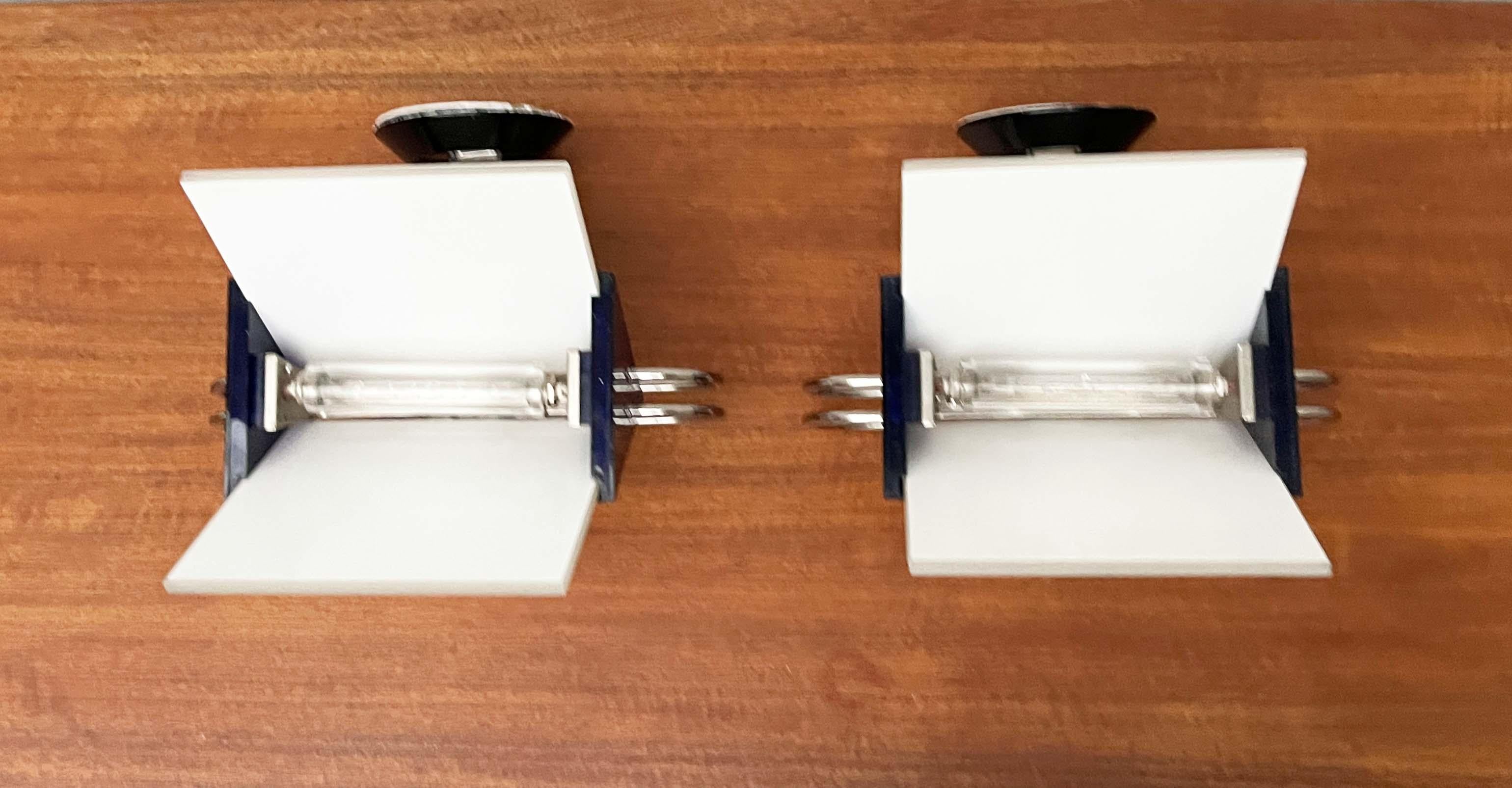 Juego de 2 apliques italianos postmodernos de murana Perry King S. Miranda Arteluce Años 80 en venta 11