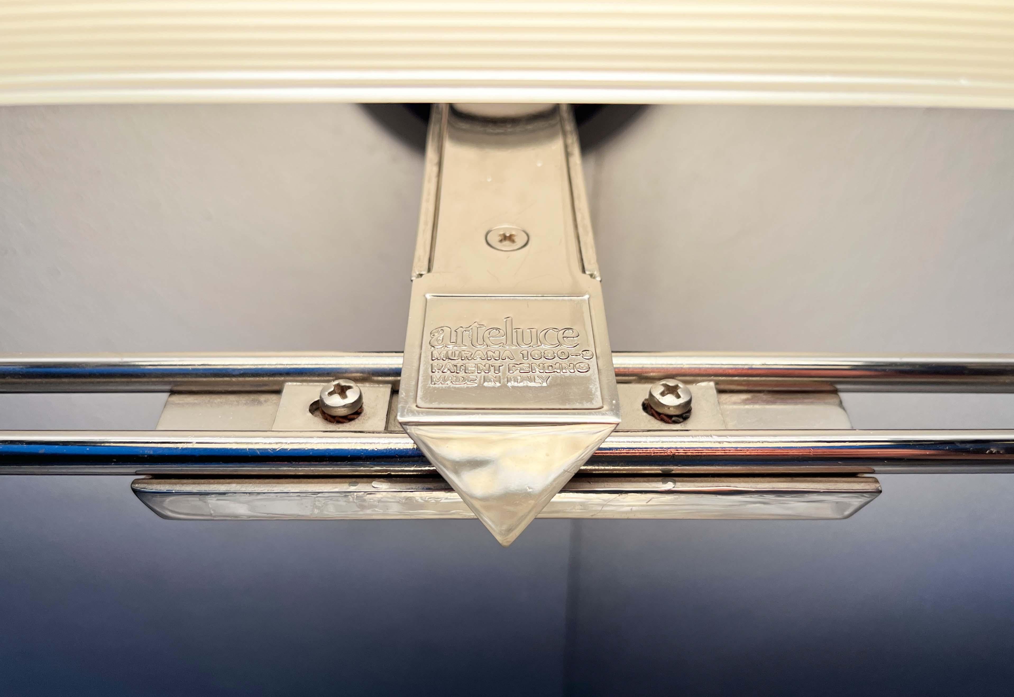 Juego de 2 apliques italianos postmodernos de murana Perry King S. Miranda Arteluce Años 80 en venta 2