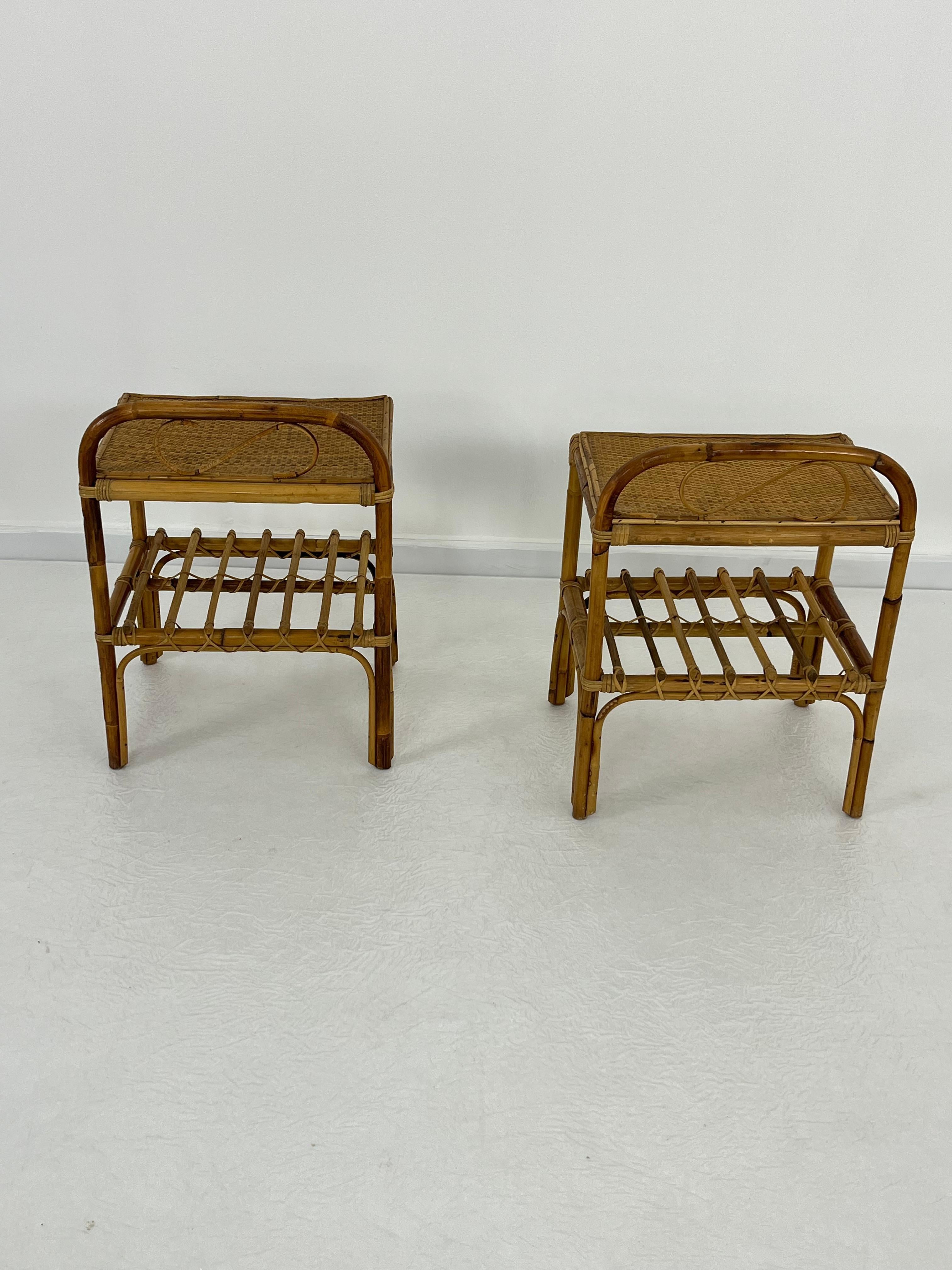 Set di 2 comodini italiani in rattan e bambù, anni '60 in vendita 1