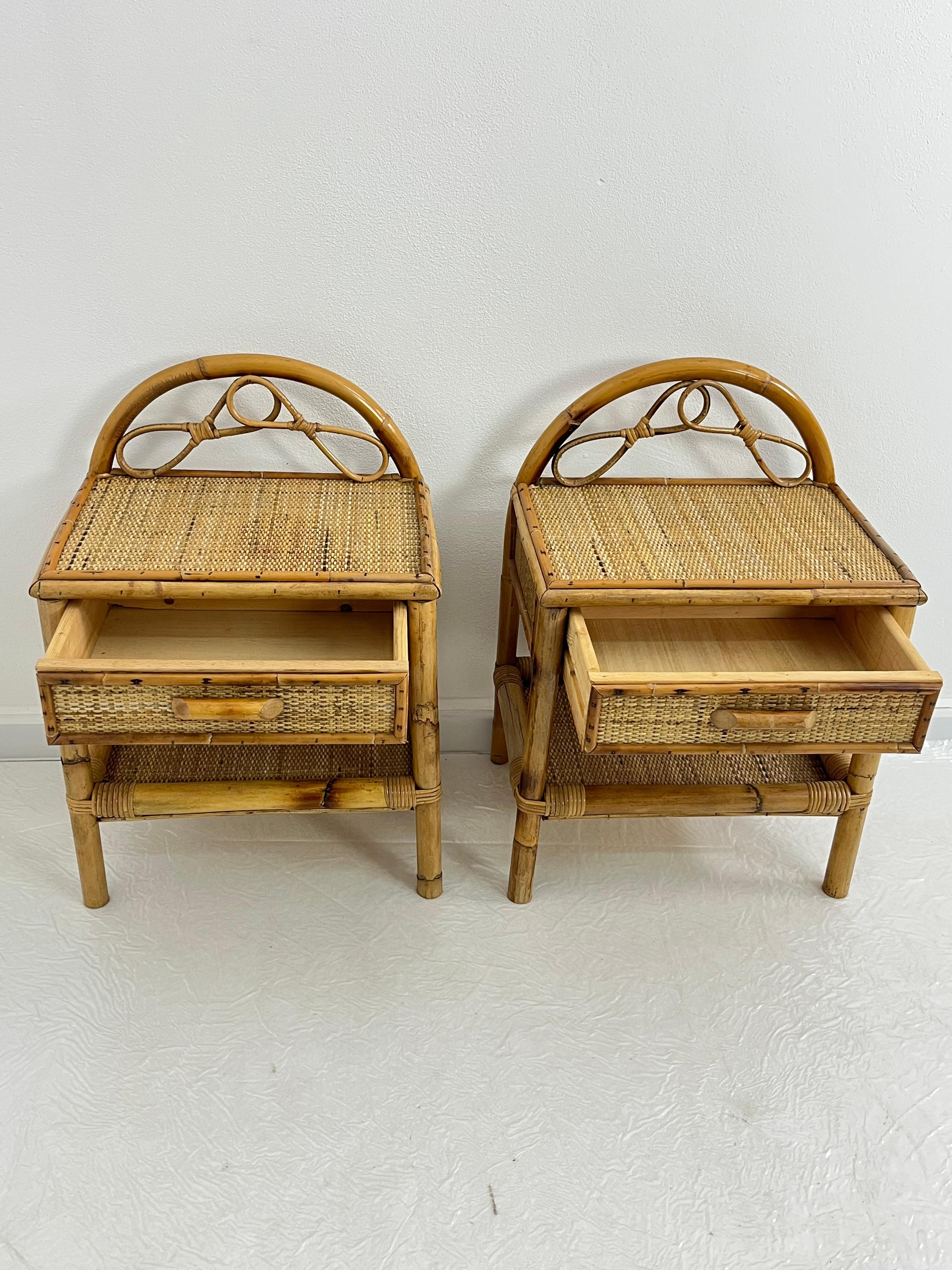 Set of 2 Italian Rattan and Bamboo Nightstands, 1970s en vente 4