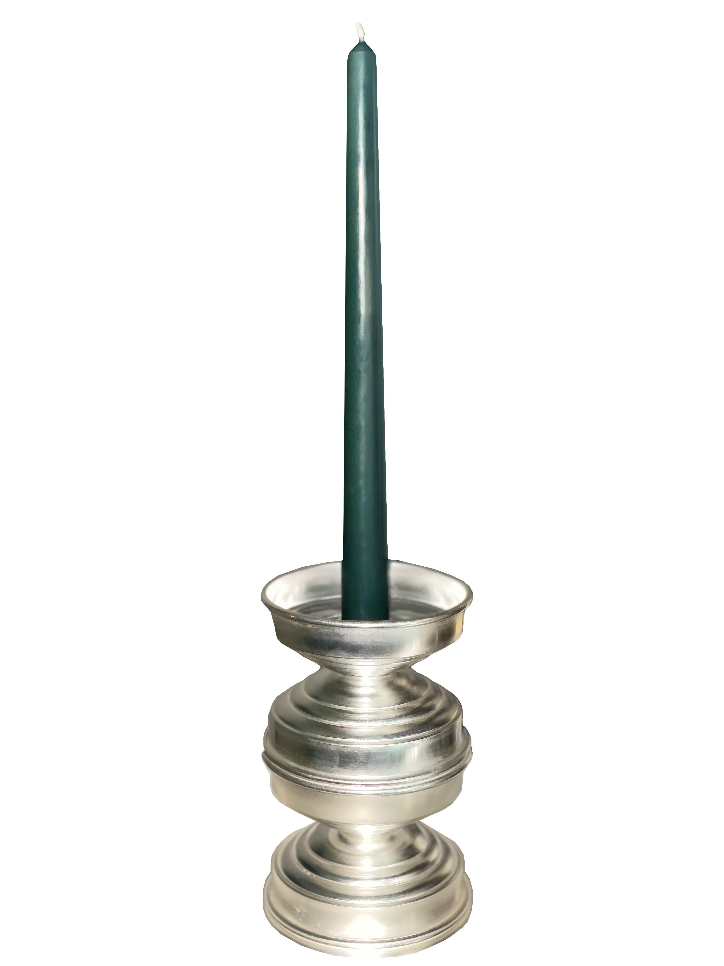 Argento Set di 2 candelieri italiani in ottone placcato argento, design scultoreo contemporaneo in vendita