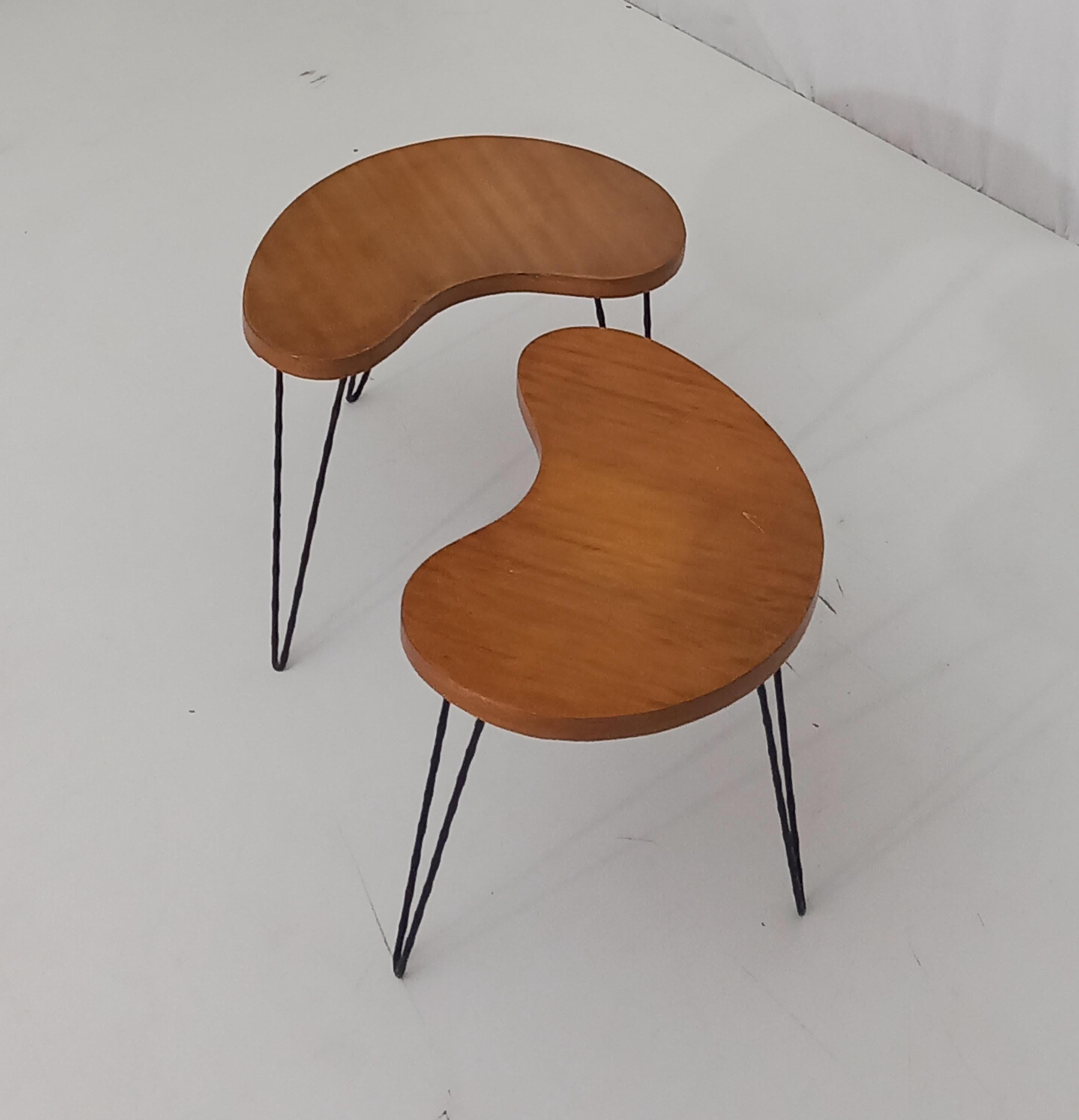 Set of 2 Italian Small Tables, 1950s In Good Condition For Sale In Medesano, Parma