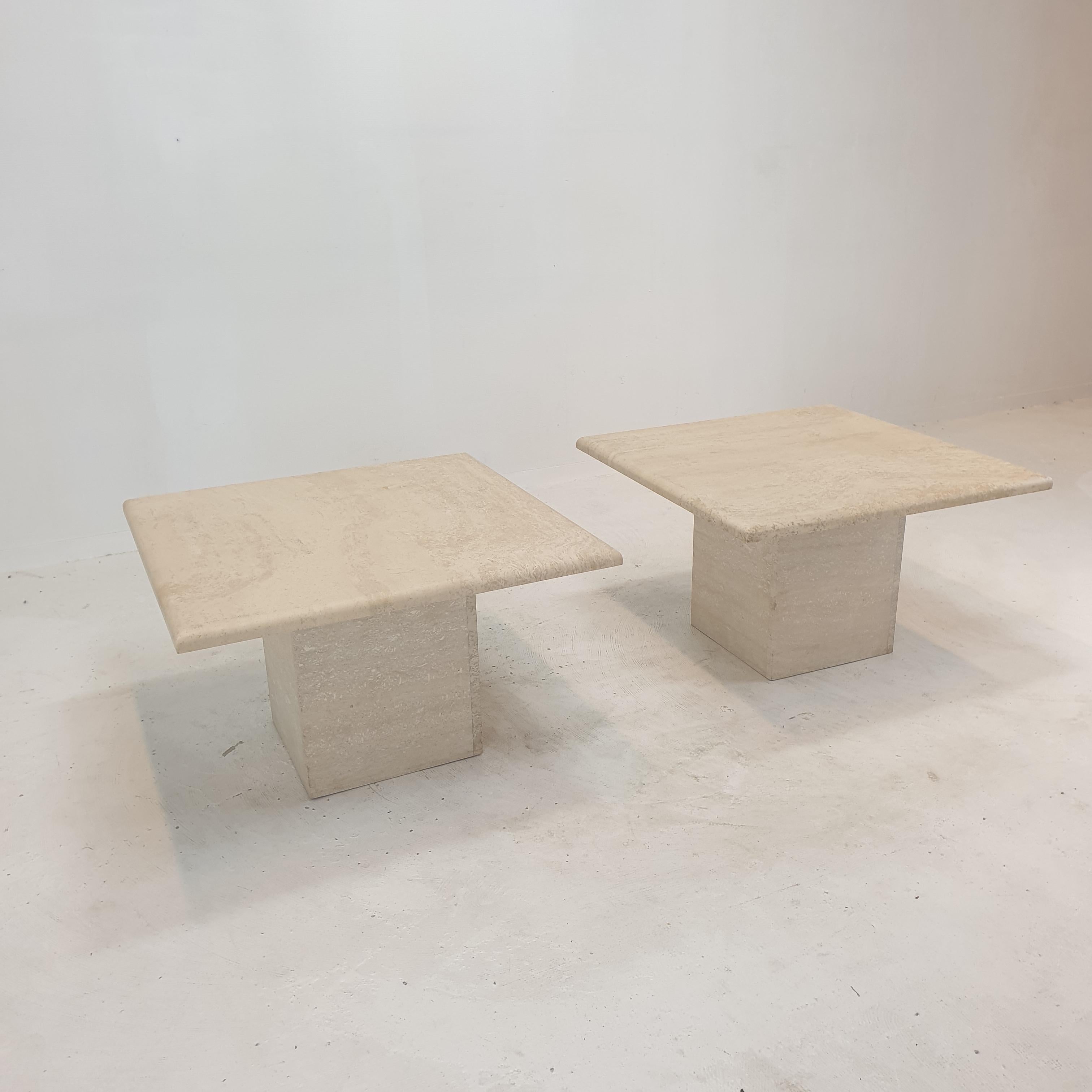 Set of 2 Italian Travertine Coffee or Side Tables, 1980s In Good Condition For Sale In Oud Beijerland, NL
