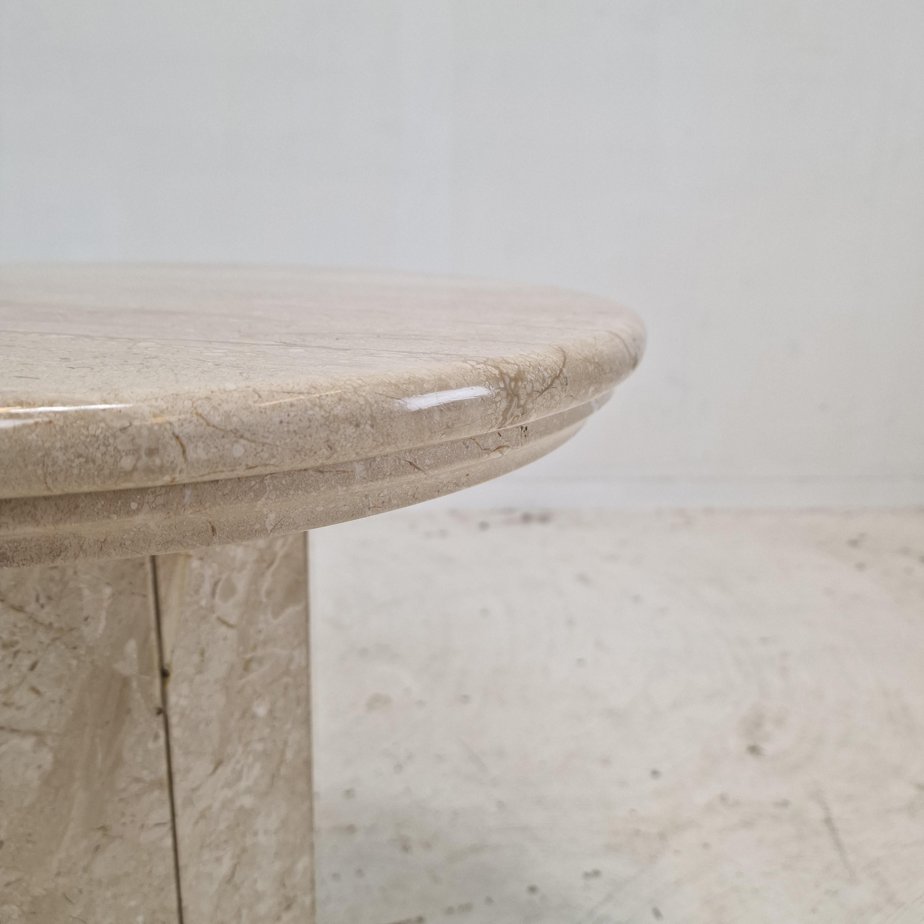 Set of 2 Italian Travertine Pedestals or Side Tables, 1980s For Sale 7