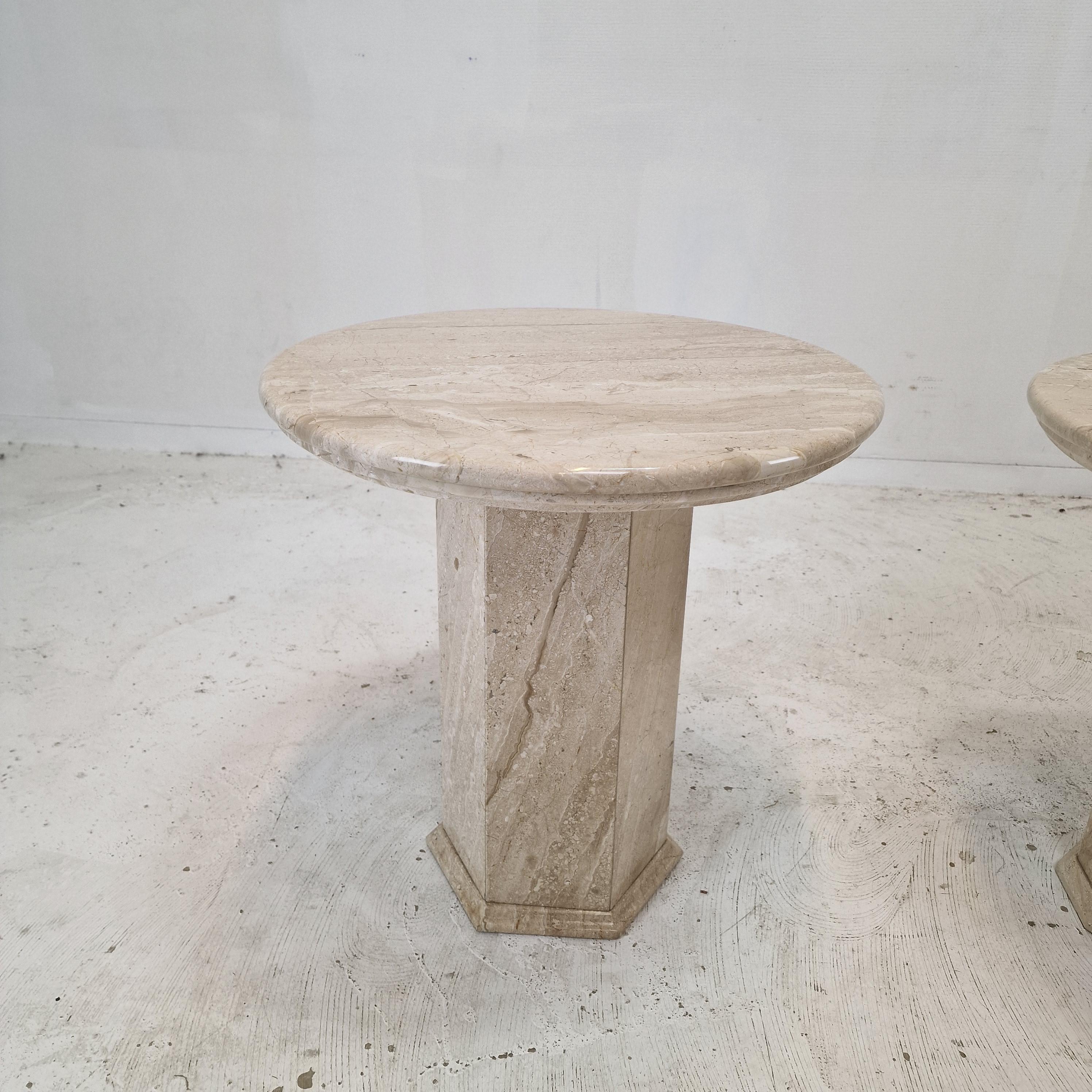Late 20th Century Set of 2 Italian Travertine Pedestals or Side Tables, 1980s For Sale