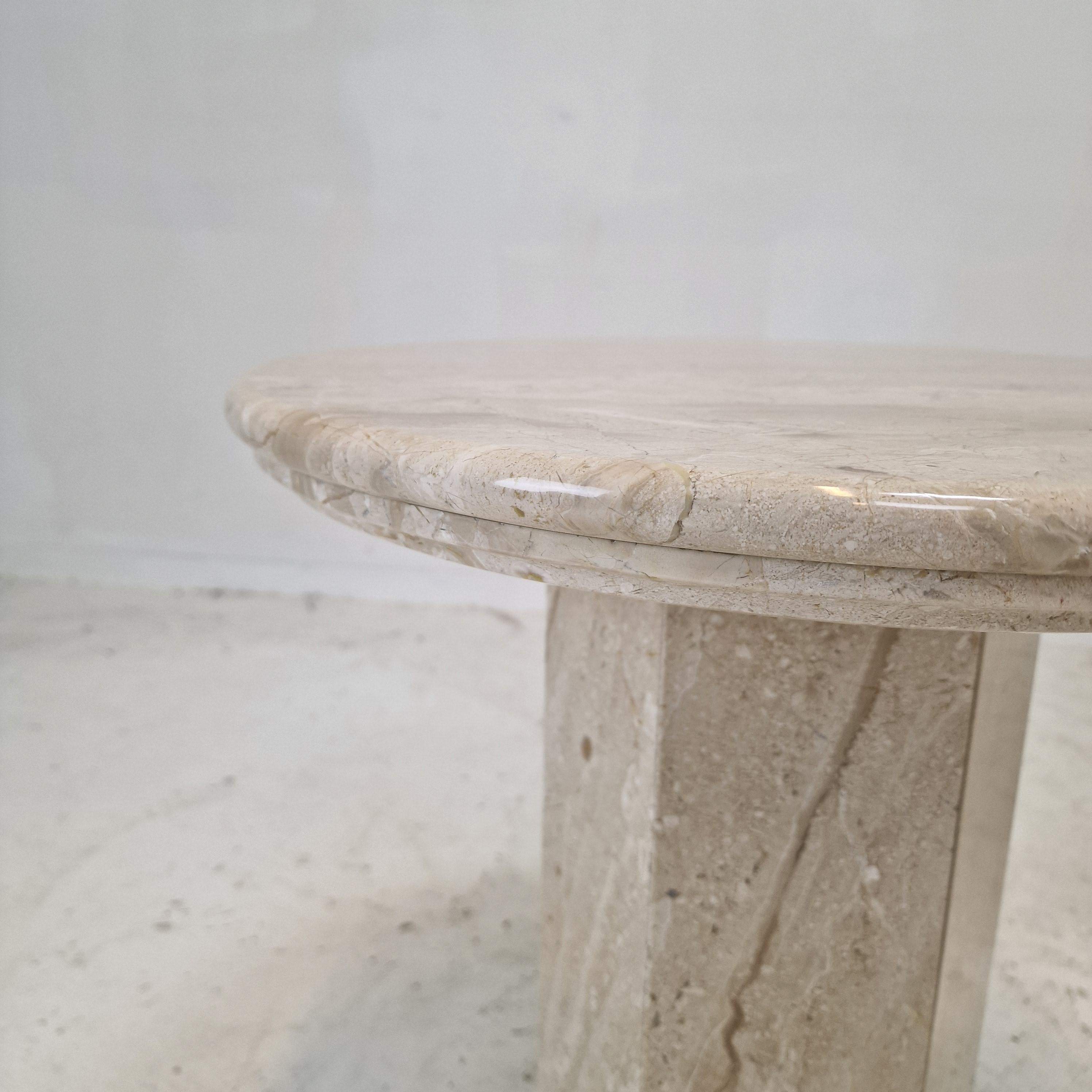 Set of 2 Italian Travertine Pedestals or Side Tables, 1980s For Sale 3
