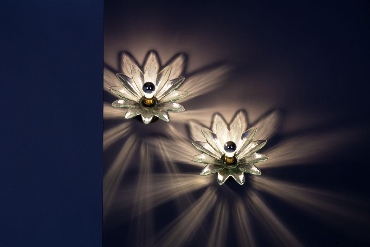 2 italienische Wall Lights aus Glas, 1970 im Angebot 3