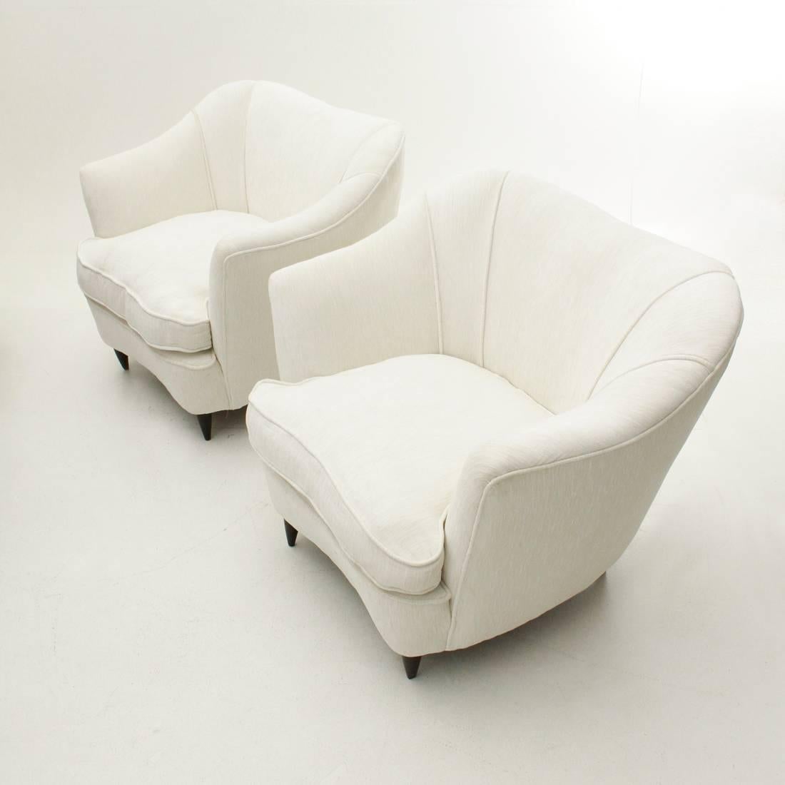 Set of Two Italian White Velvet Armchair, 1950s In Excellent Condition In Savona, IT