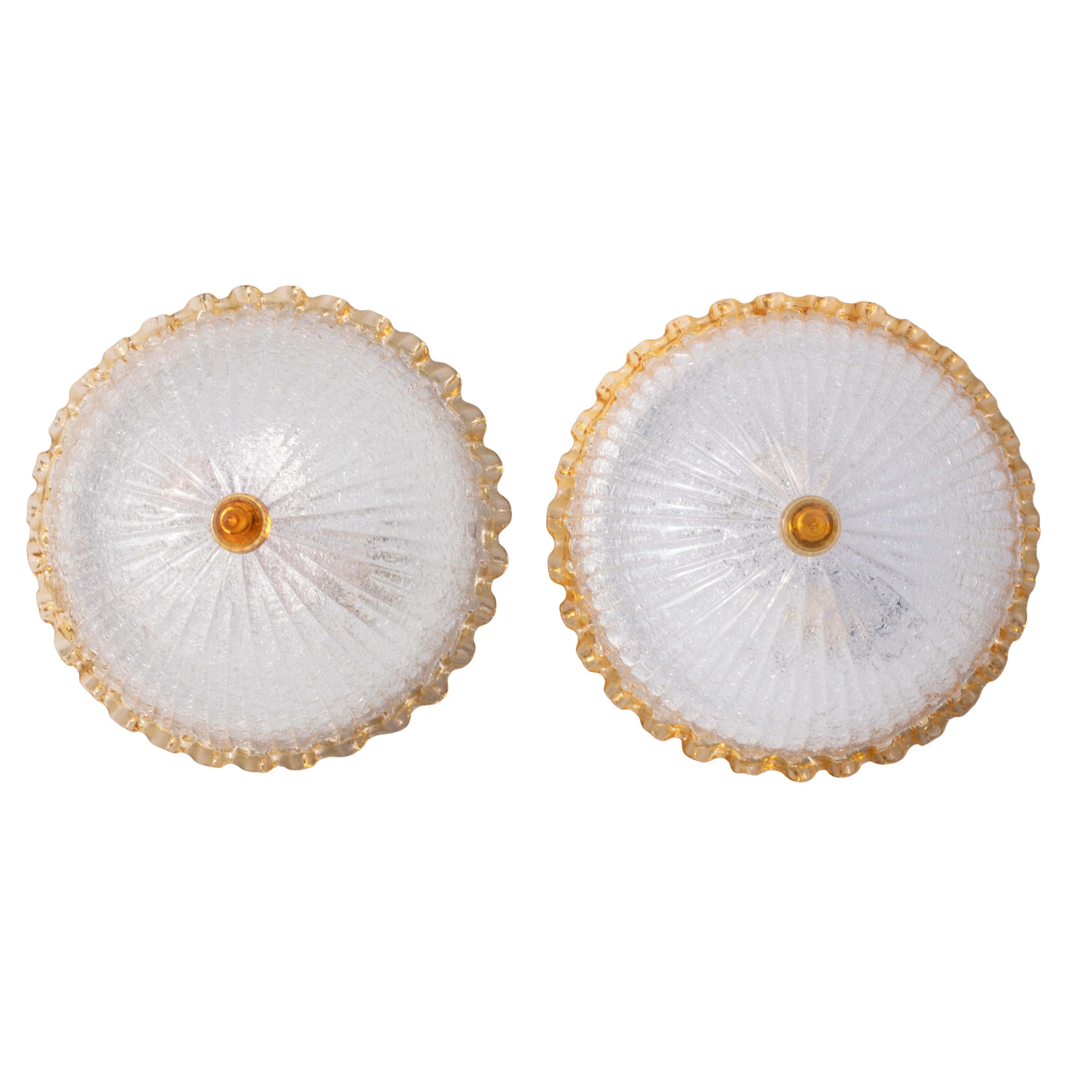 Juego de 2 plafones italianos amarillos de cristal de Murano de gran tamaño, Murano, 1970