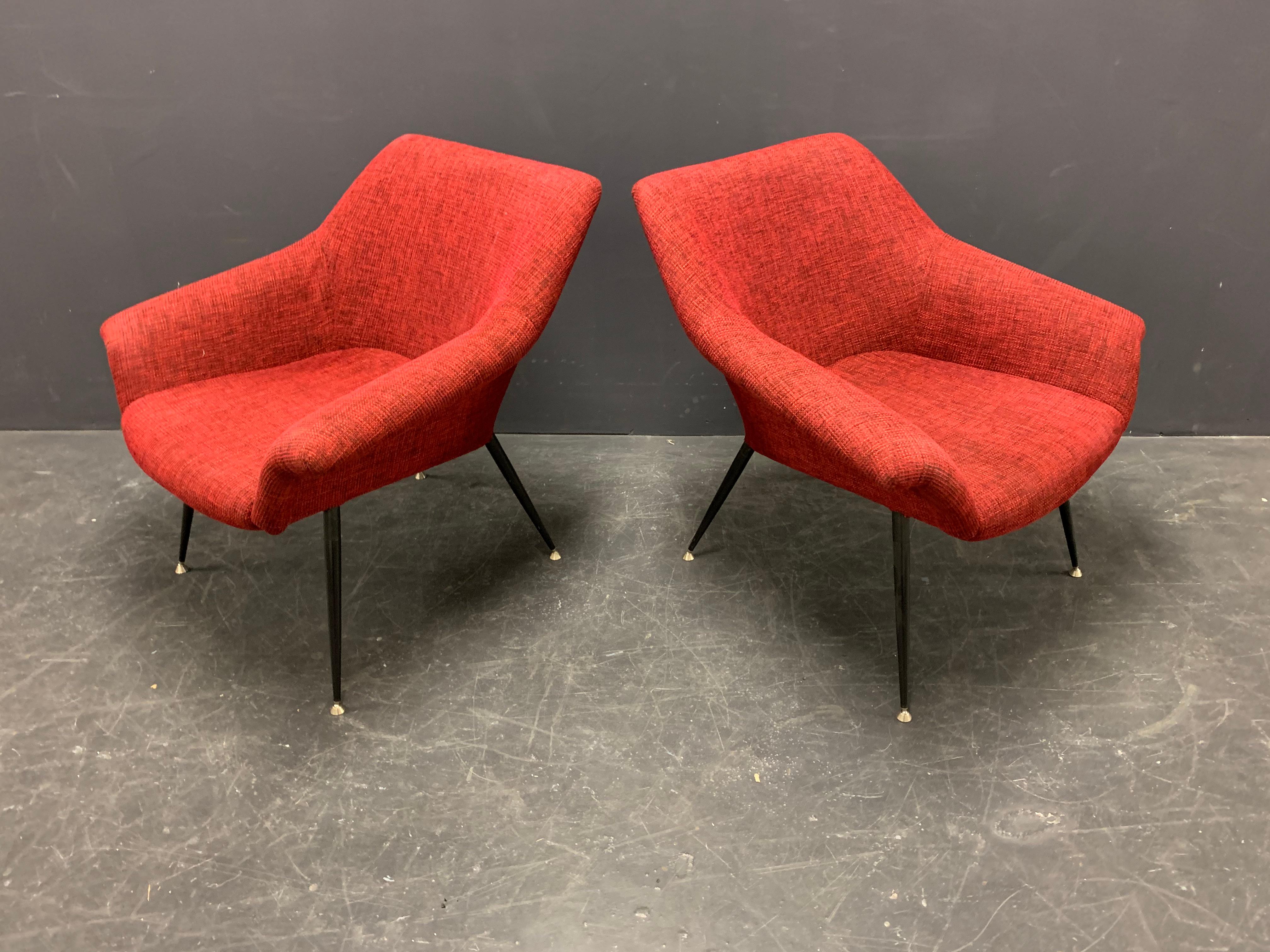 Set of 2 Italian Lounge Chairs For Sale 3