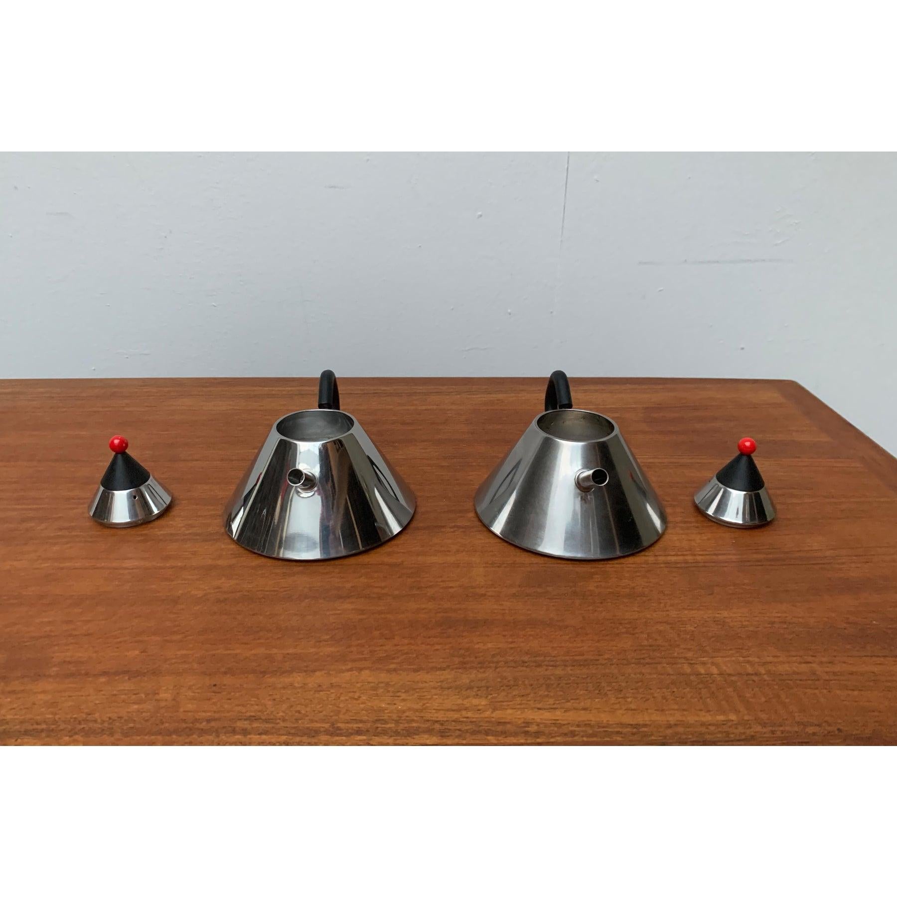 Ensemble de 2 bouilloires japonaises postmodernes en acier inoxydable en vente 3