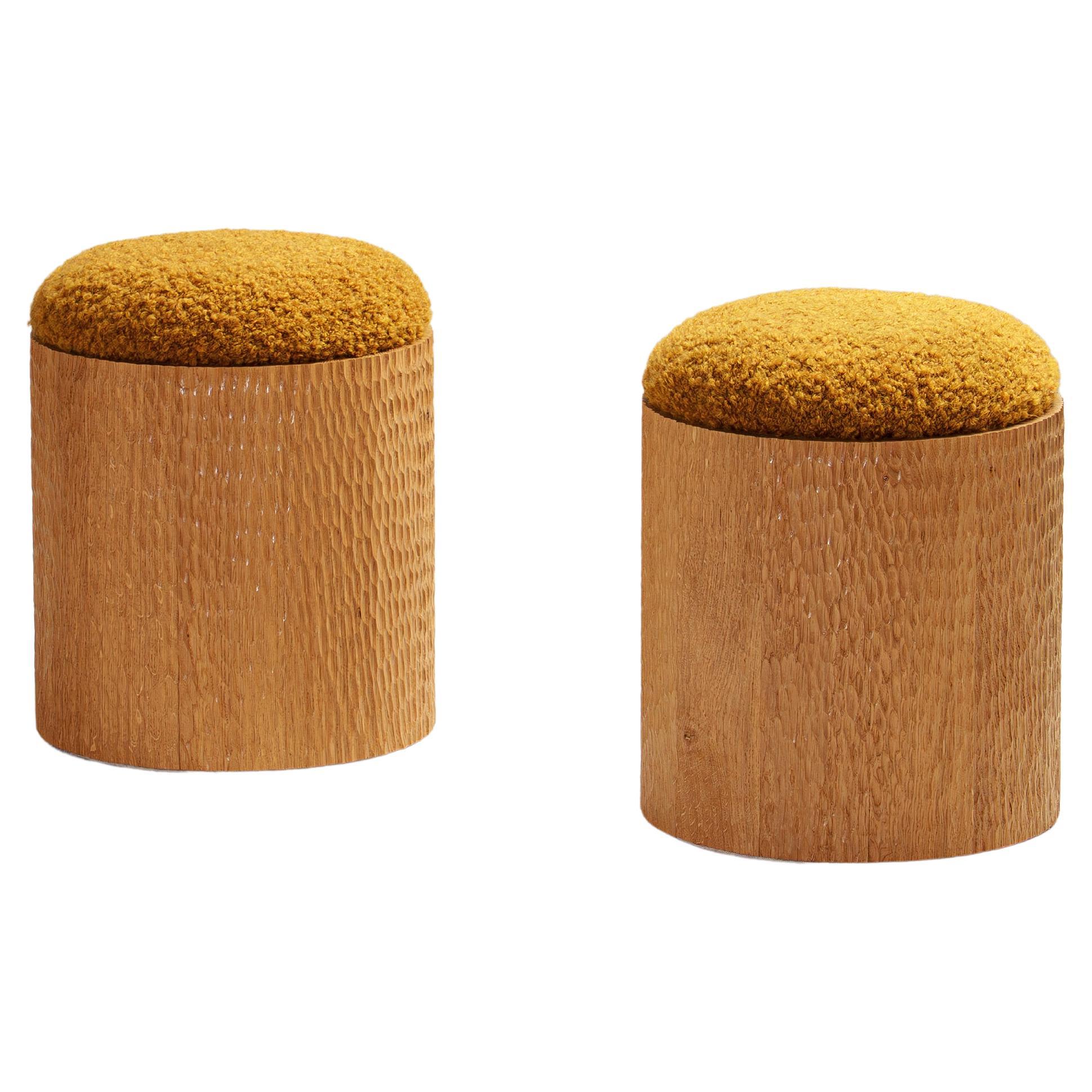Set aus 2 Jessie-Hockern von Proisy Studio