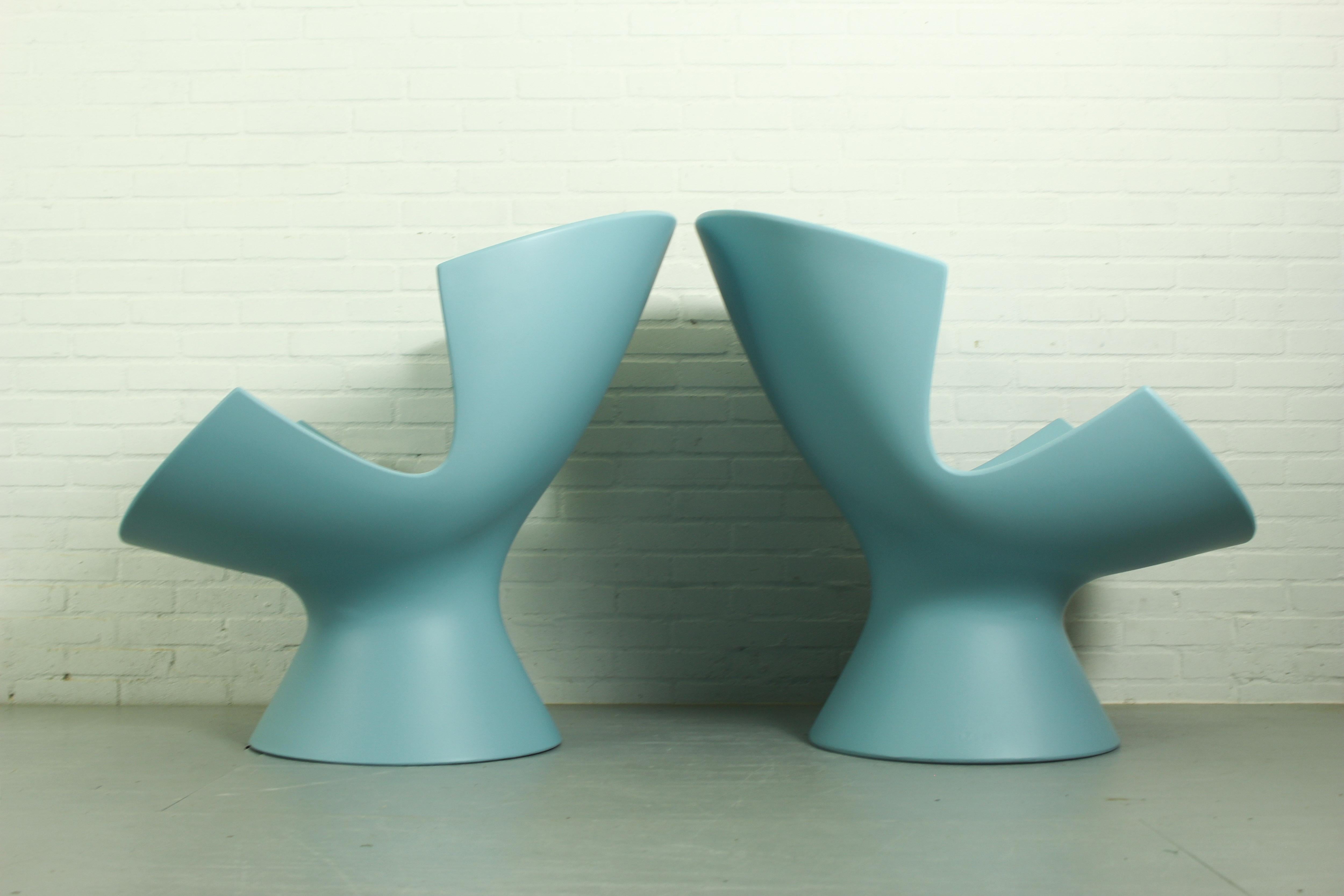 Set of 2 Karim Rashid Kite Lounge Chairs for Label, 2004 For Sale 1