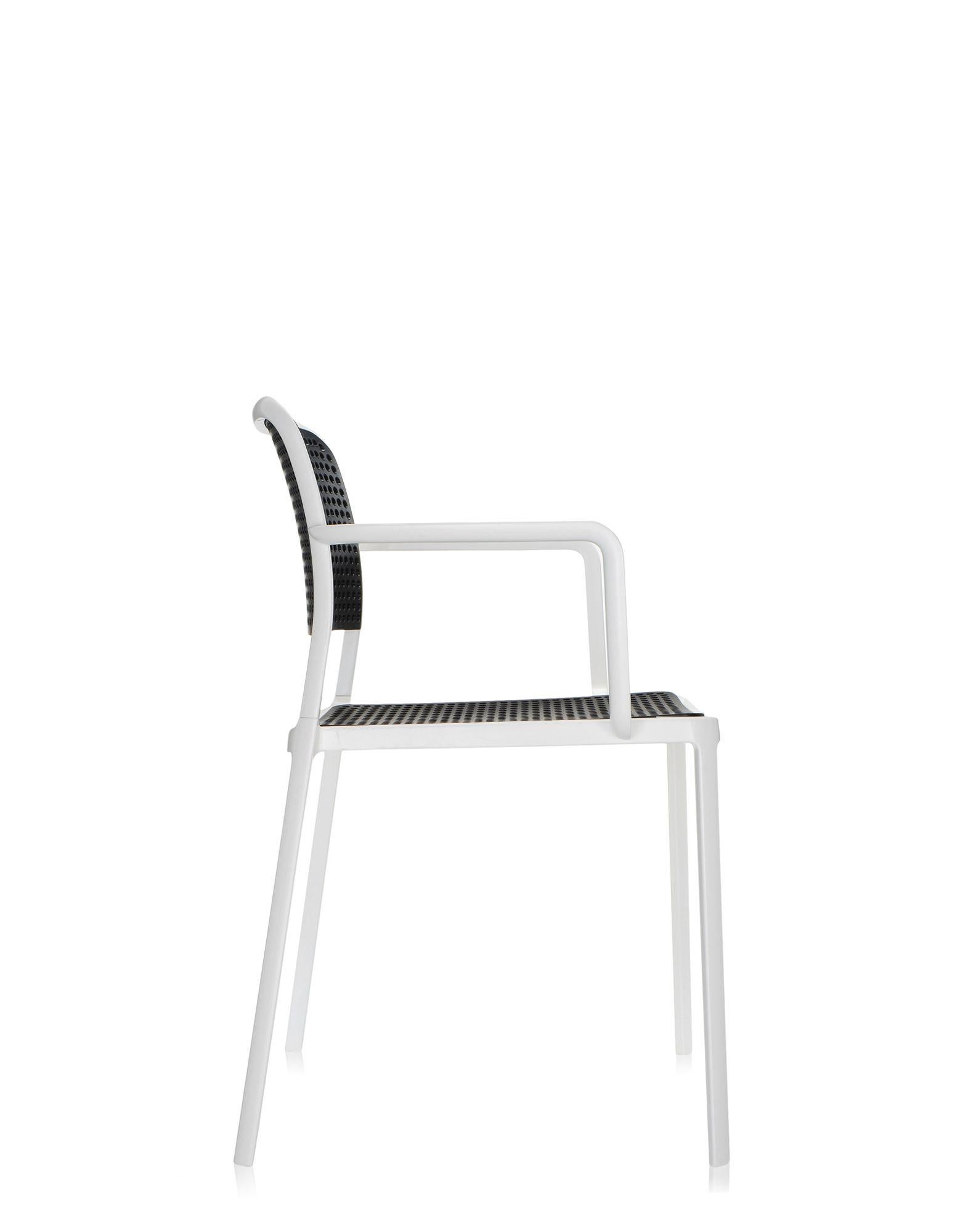 2er-Set Kartell Audrey-Stuhl von Piero Lissoni in Schwarz und Weiß (Moderne) im Angebot