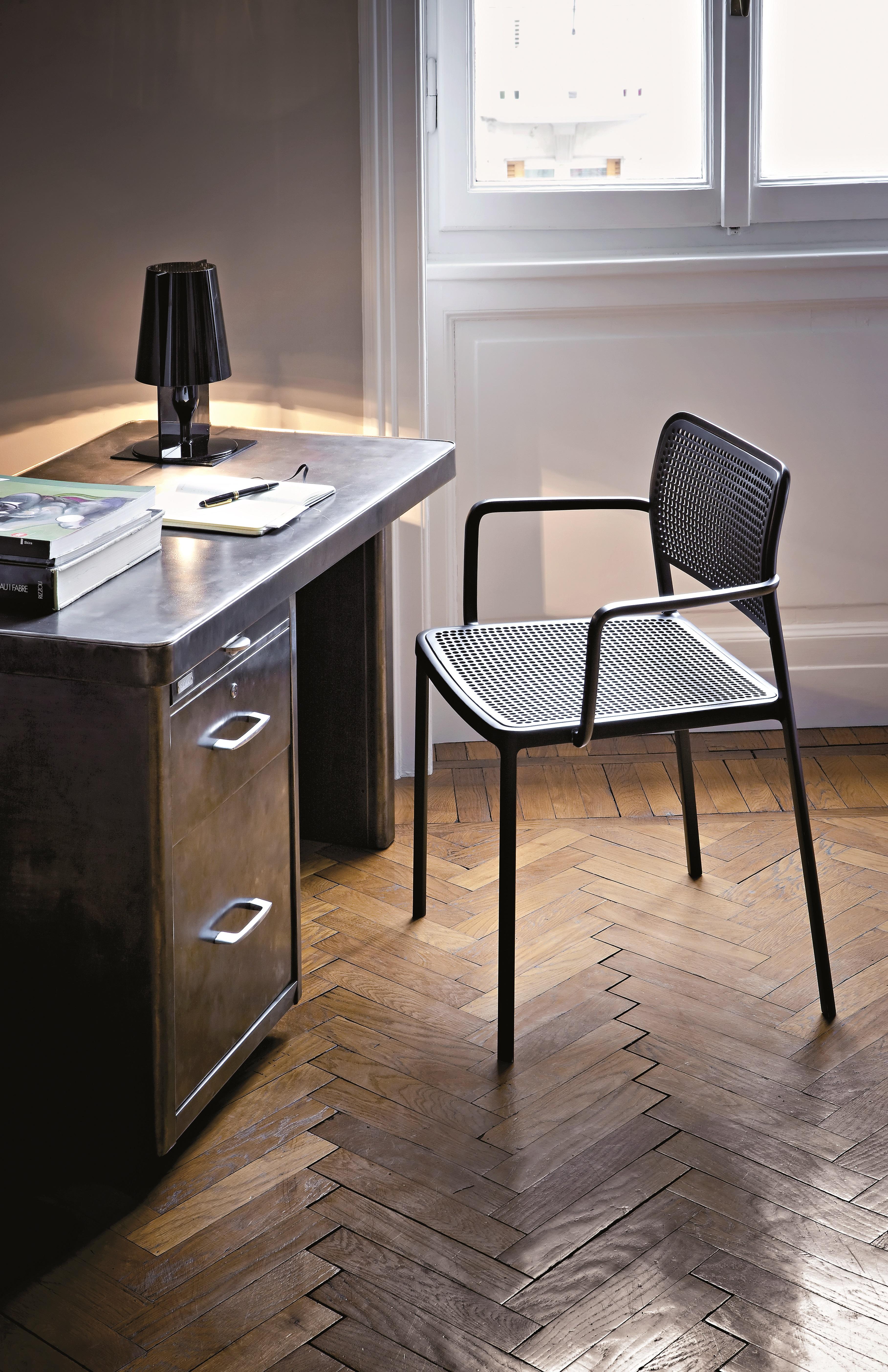 Aluminum Set of 2 Kartell Audrey Chair by Piero Lissoni in Black & White For Sale