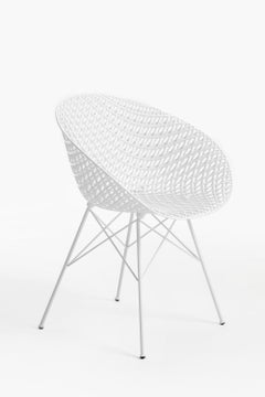 Set aus 2 Kartell-Smatrik-Stühlen in Weiß mit weißen Beinen und weißen Beinen von Tokujin Yoshioka
