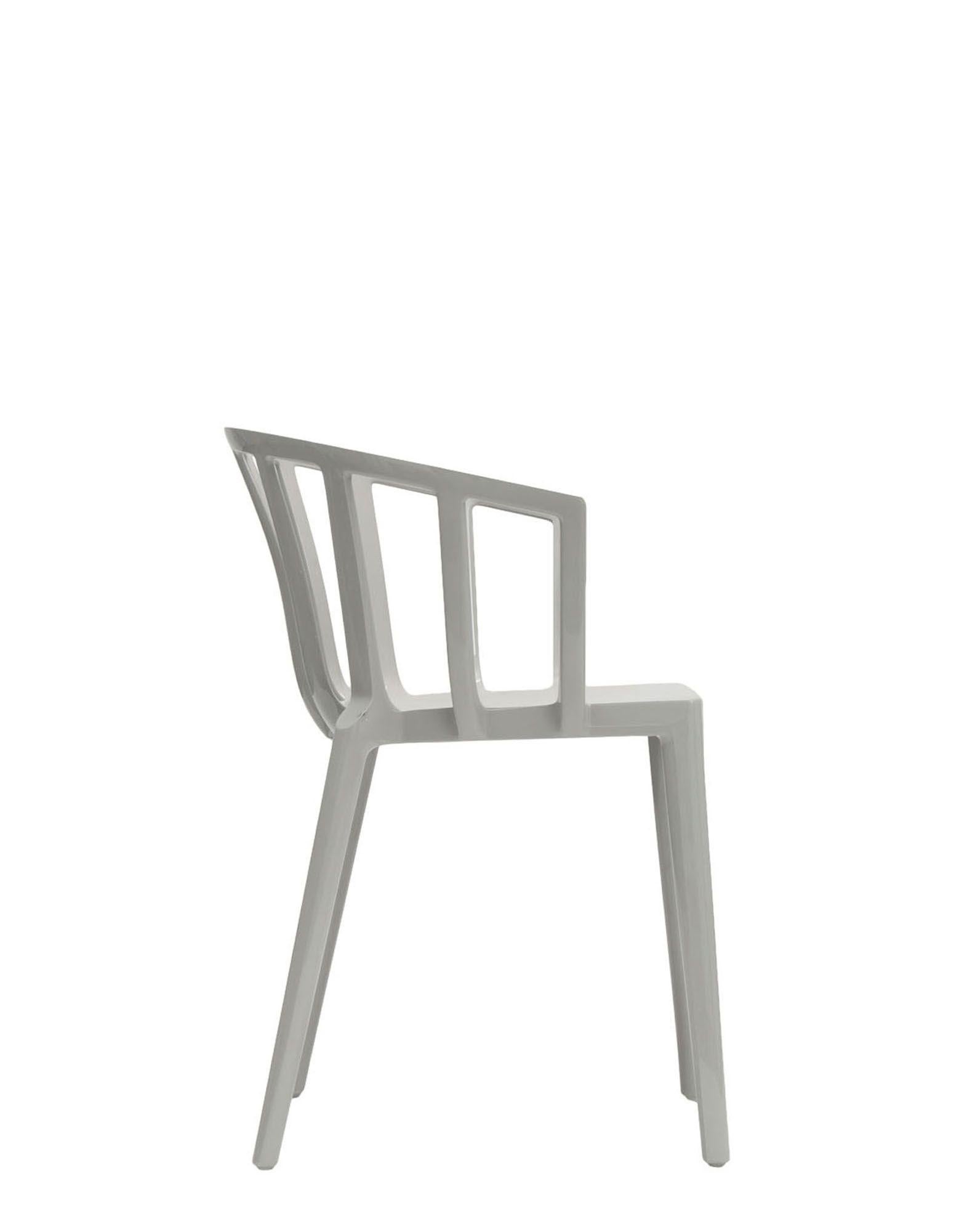 Modern Set of 2 Kartell Venice Chairs in Grey by Philippe Starck For Sale