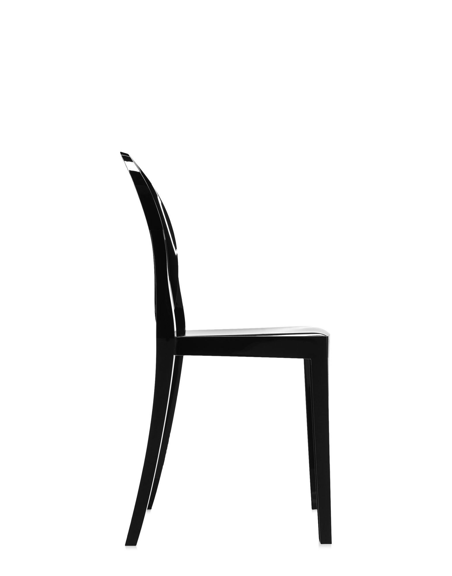 Moderne Ensemble de 2 chaises Kartell Victoria Ghost en noir brillant de Philippe Starck en vente
