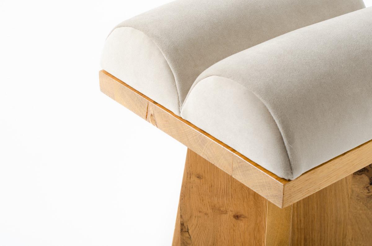 Set of 2 Khi stools in oak with cushions G44 collection For Sale 2