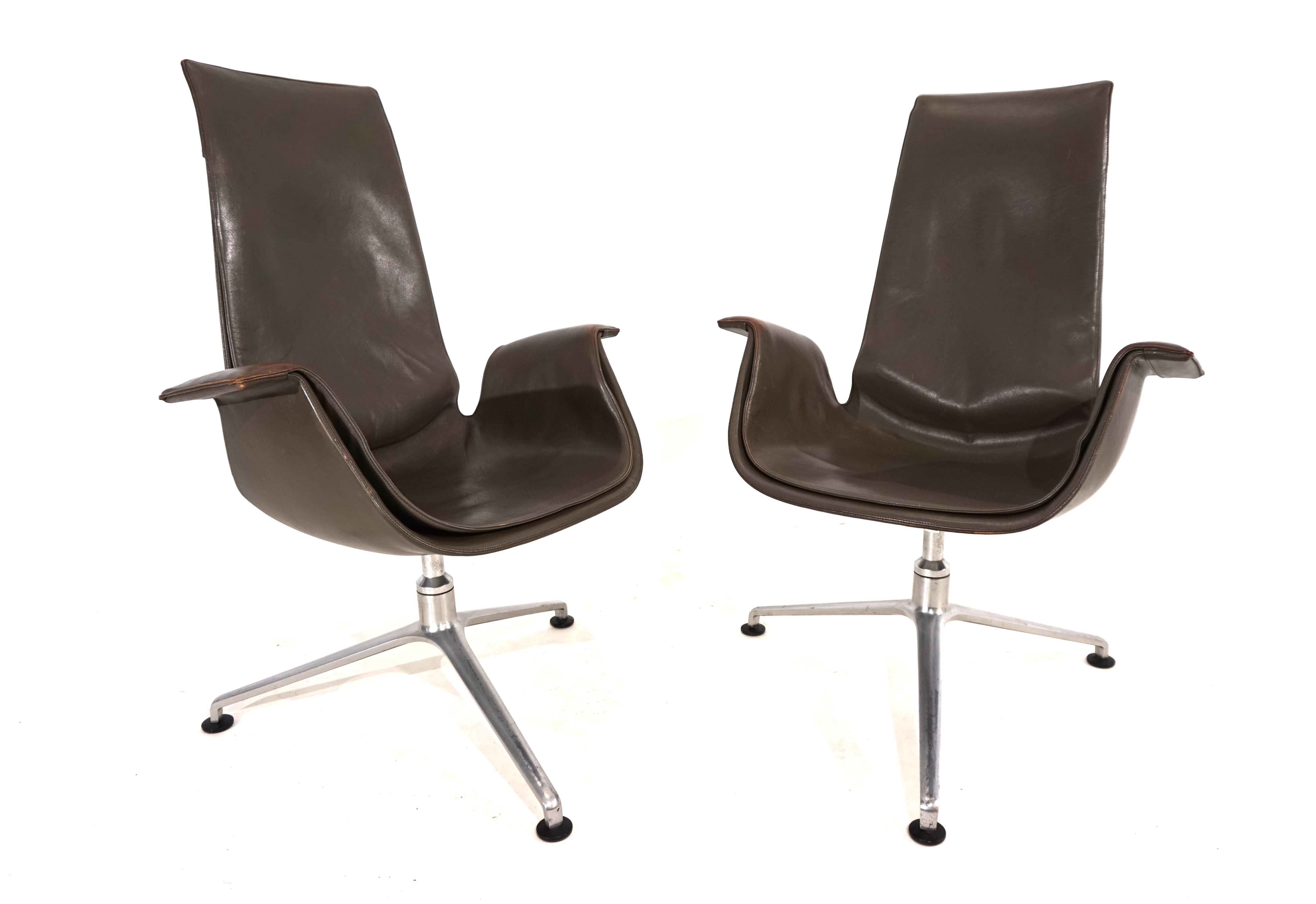 German Set of 2 Kill International FK6725 leather chairs by Fabricius & Kastholm For Sale