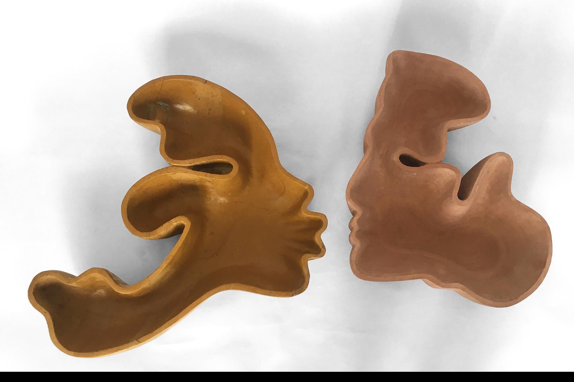 Set Of 2 Kiss Couple Marble Recipients by Jean Pascal Levy-Trumet
Limited Edition.
Dimensions: D 39 x W 32 x H 10 cm (each.)
Materials: Marble.

Available in different Rajasthan or Rajnagar marble options. Please contact us. 

After graduating from