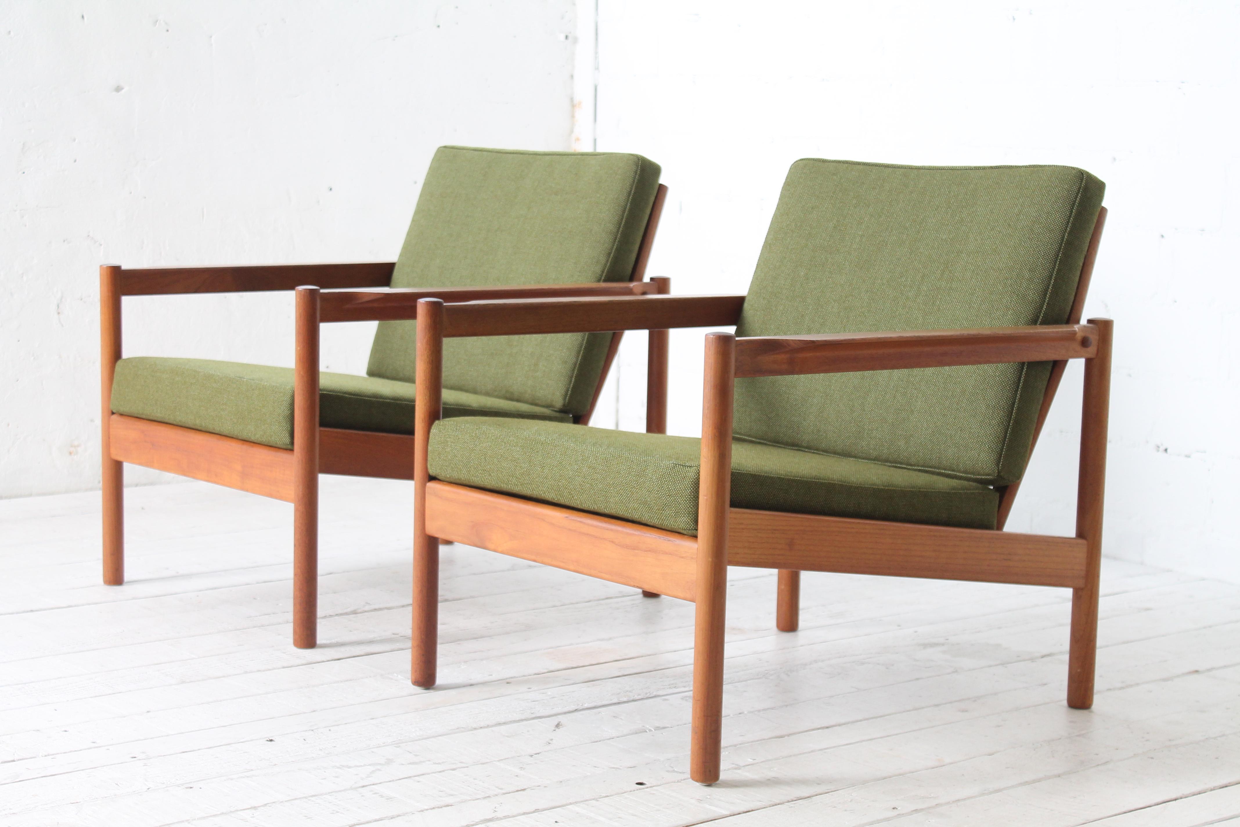 Mid-20th Century Set of 2 KK161 Easy Chairs by Kai Kristiansen for Magnus Olesen For Sale