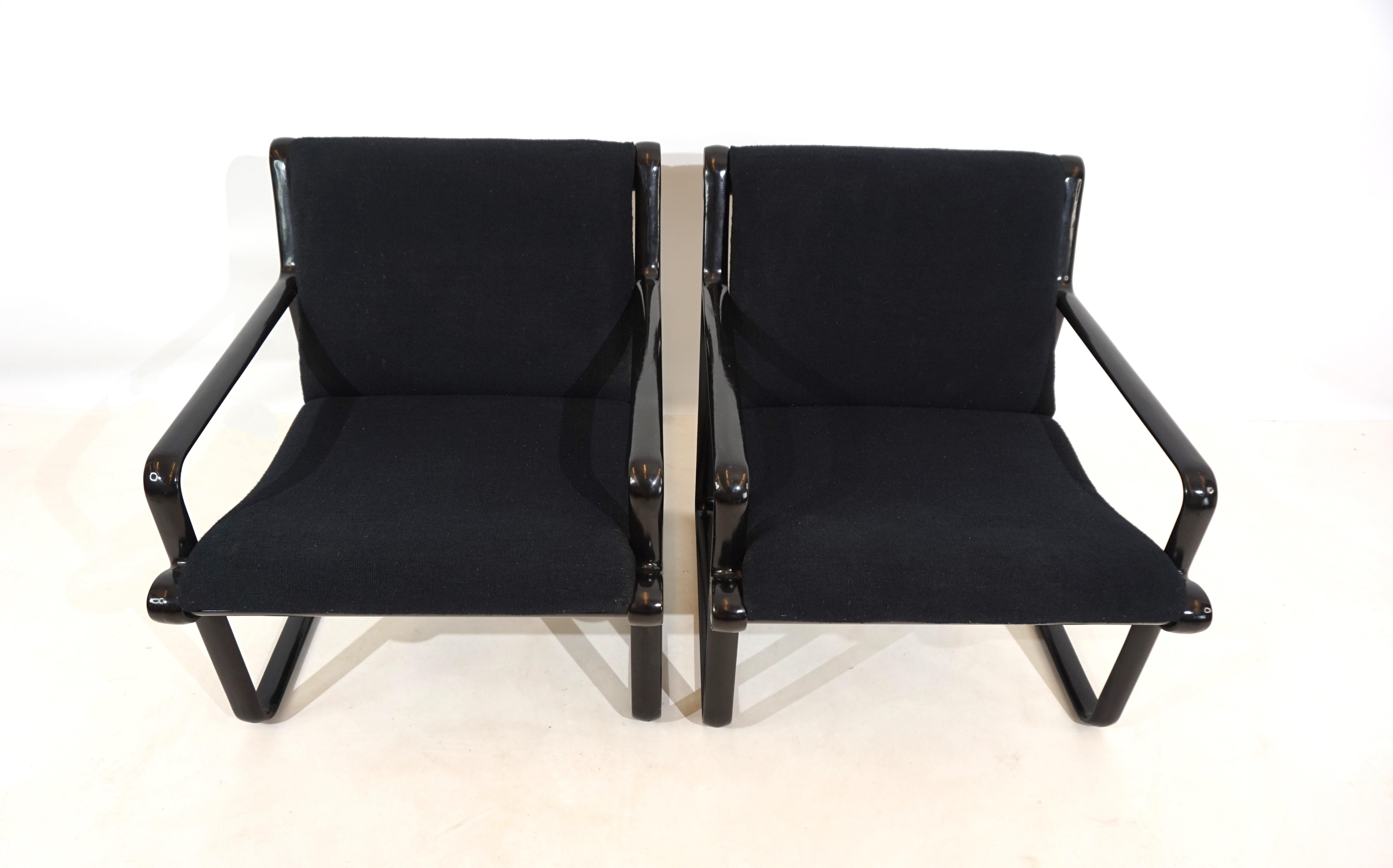 American Set of 2 Knoll Sling lounge chairs by Hannah&Morrison