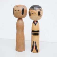 Set of 2 "Kokeshi" Dolls