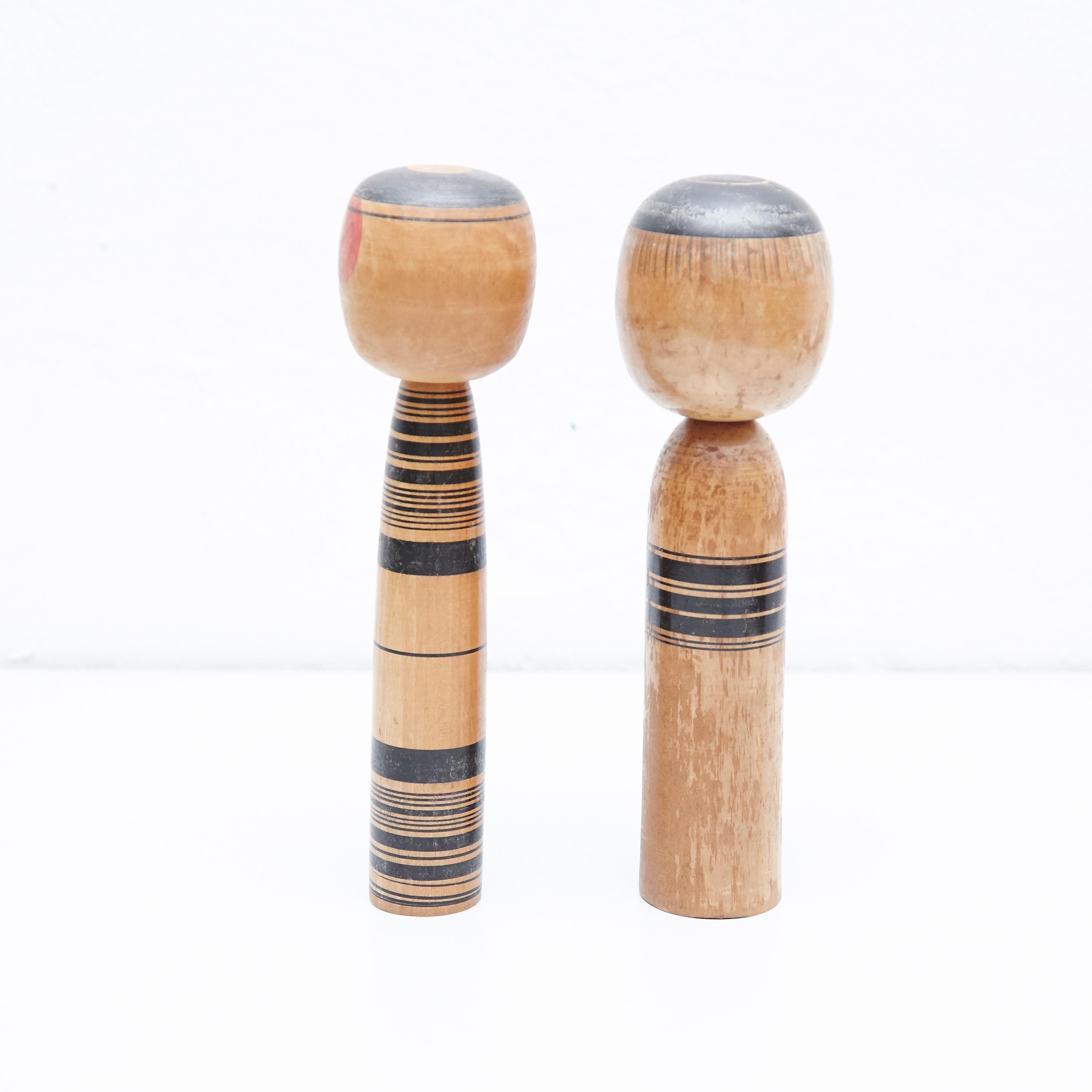 2er-Set „Kokeshi“-Puppen (Edo) im Angebot